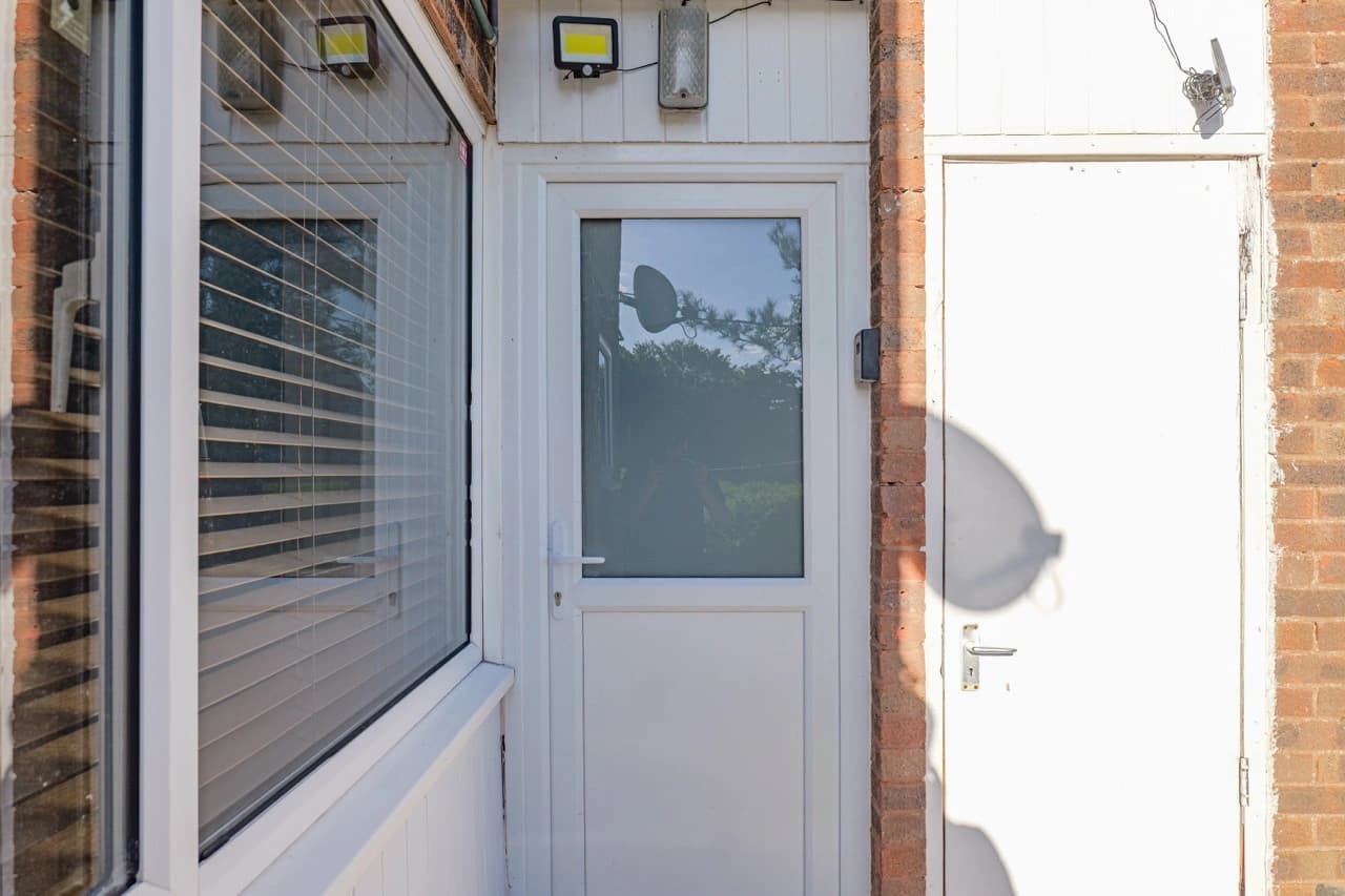 property photo 12 of 14