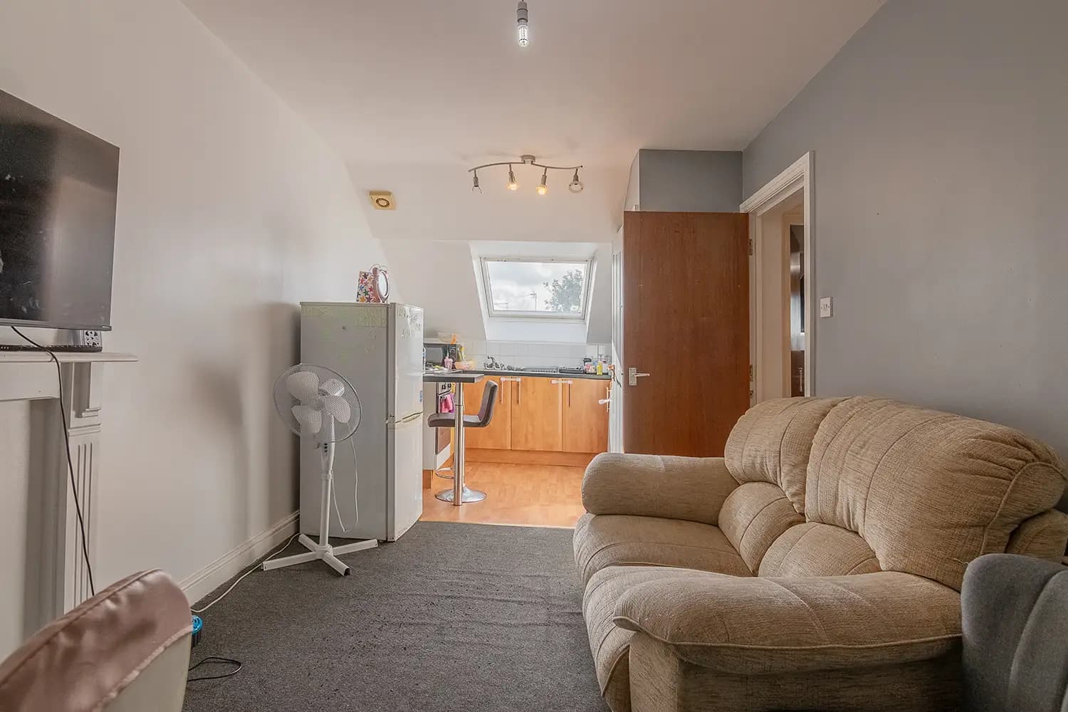 property photo 3 of 19