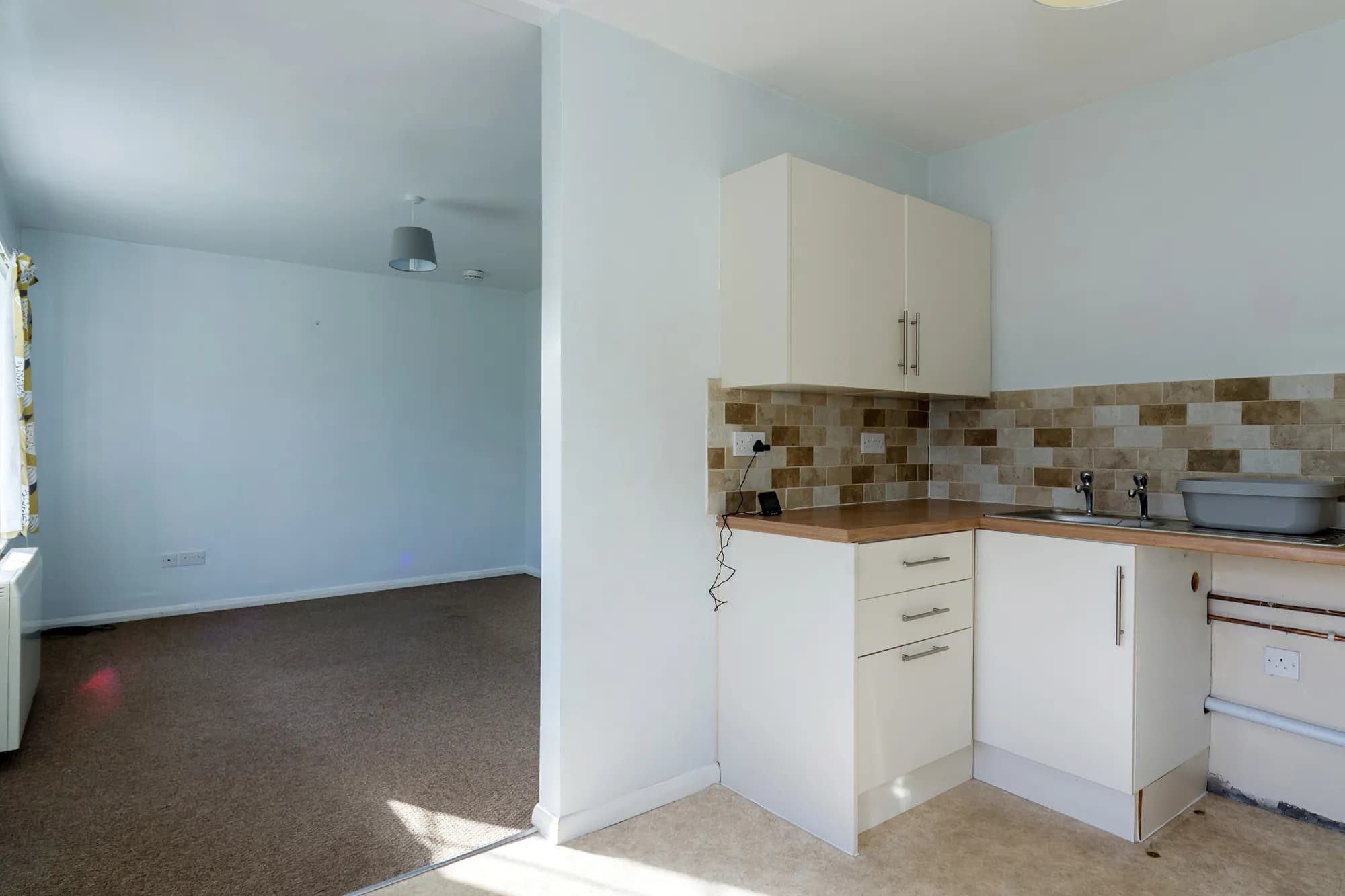 property photo 9 of 35
