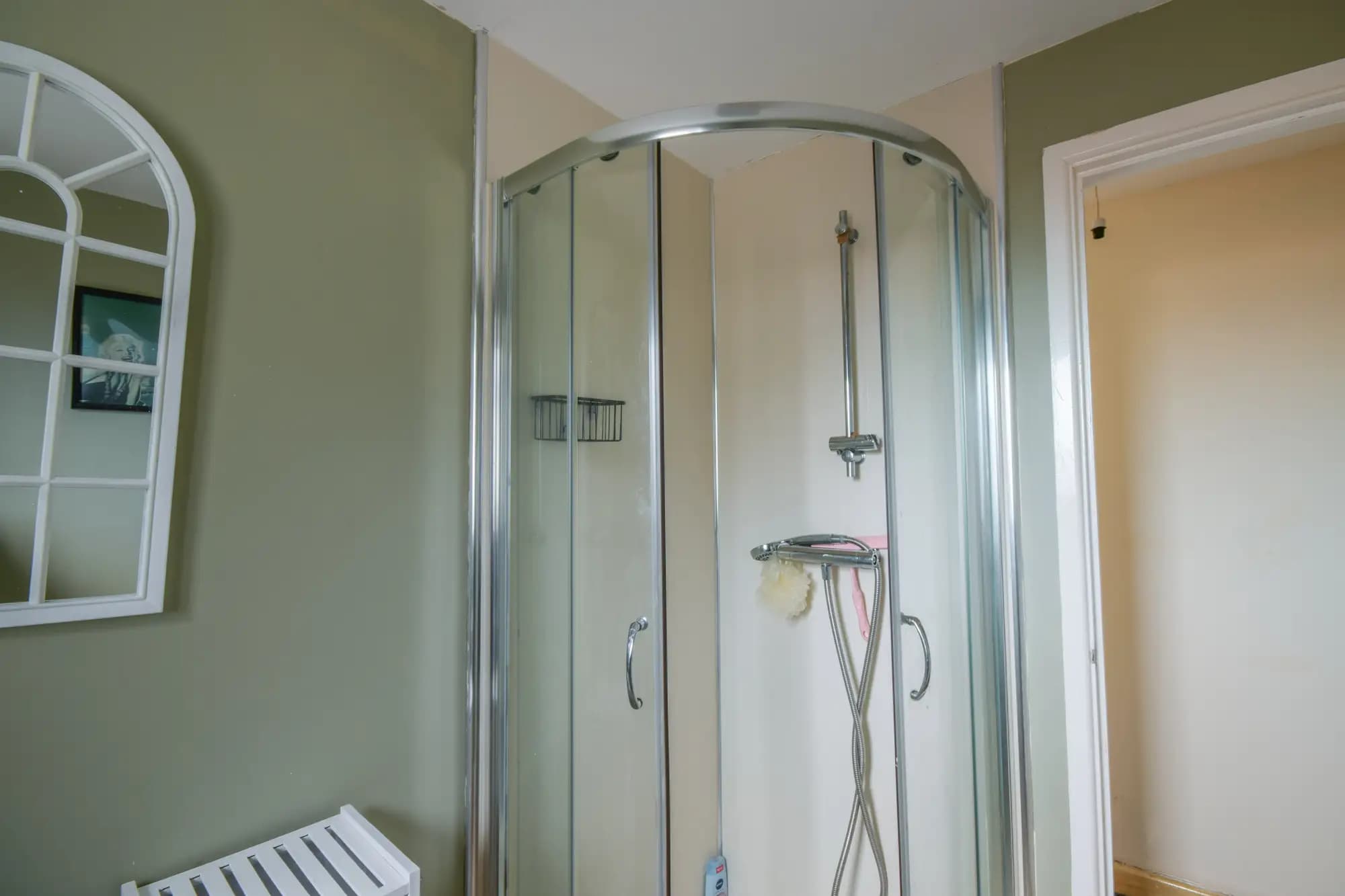 property photo 7 of 25