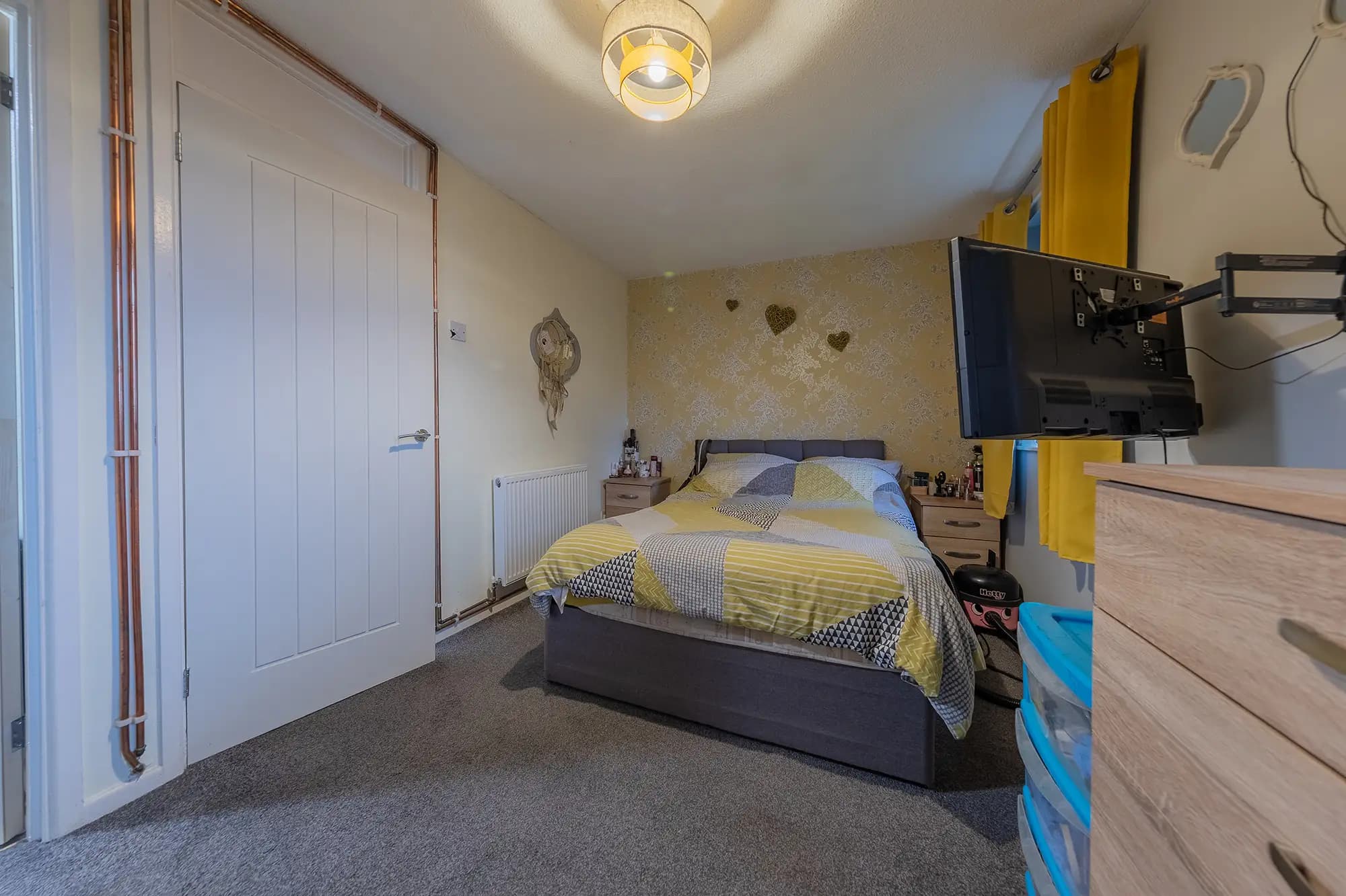 property photo 12 of 17