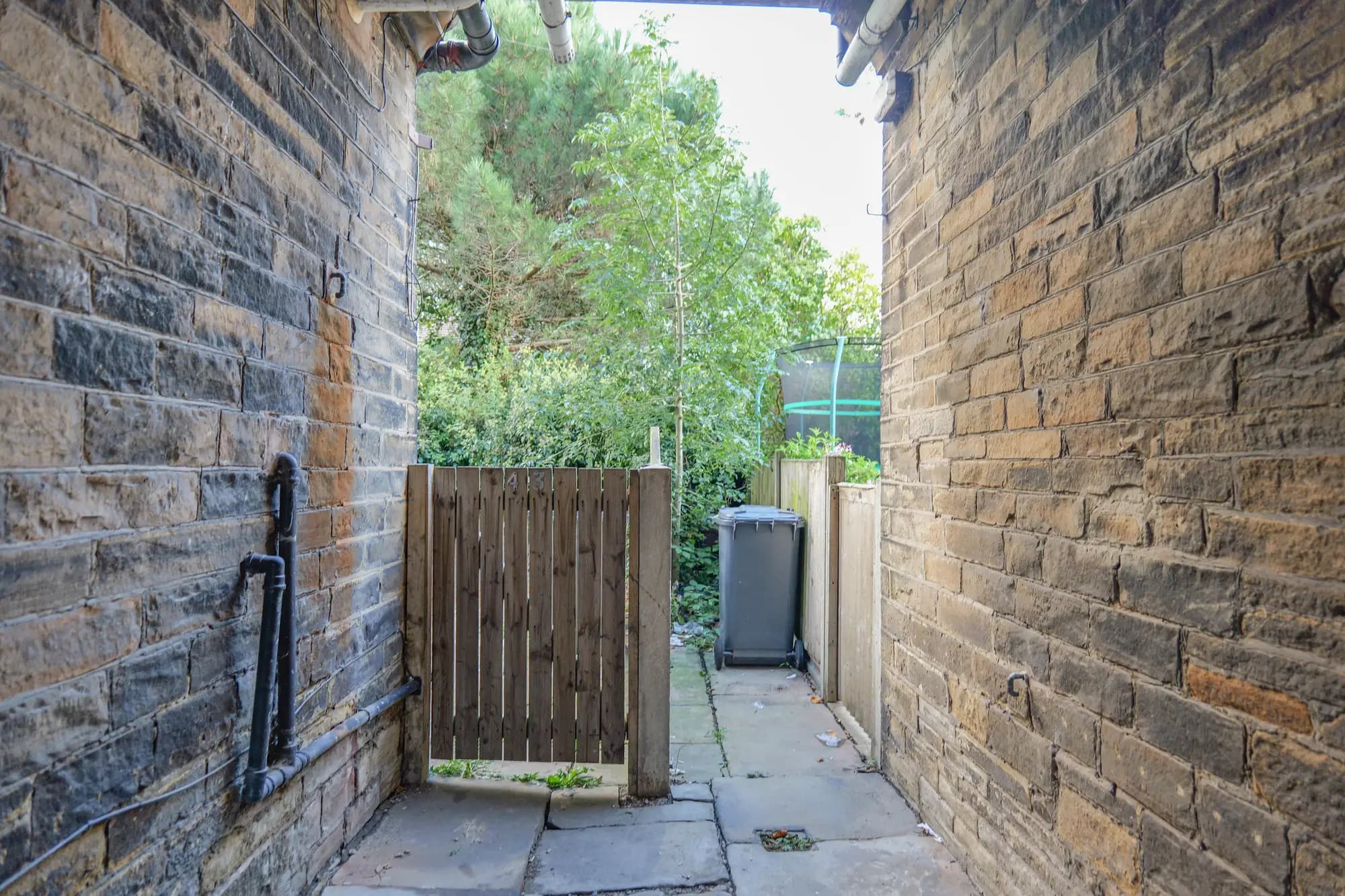 property photo 15 of 16