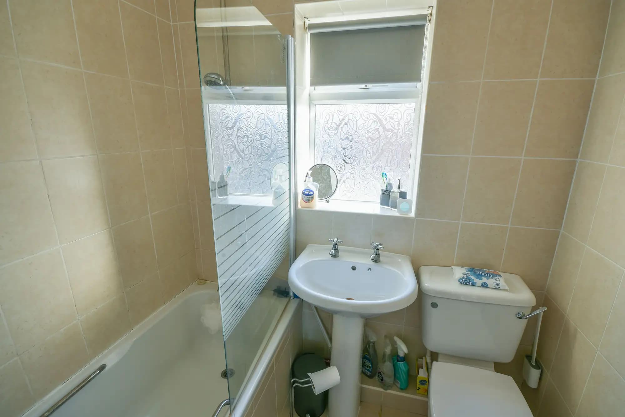 property photo 8 of 17