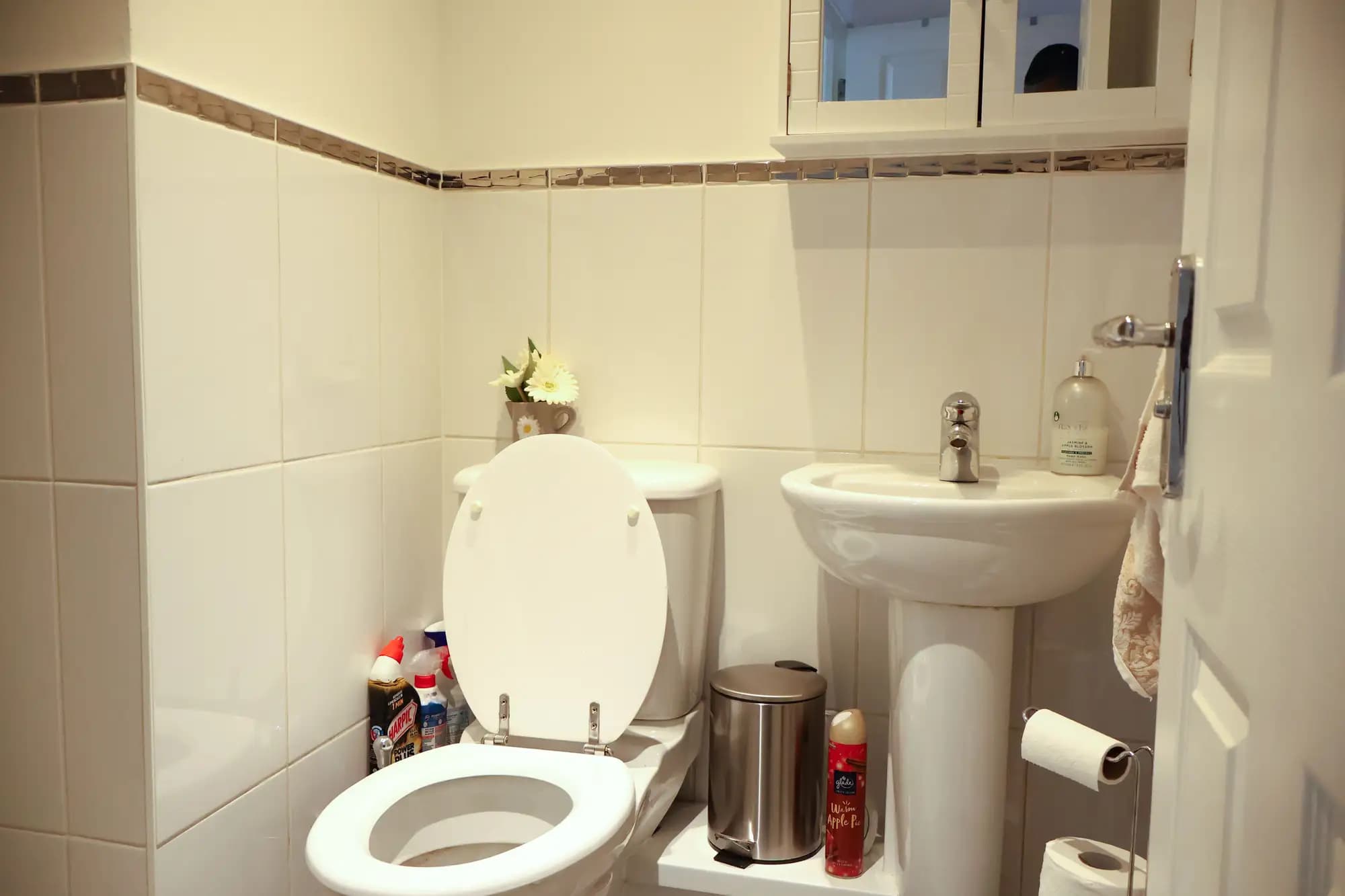 property photo 6 of 15