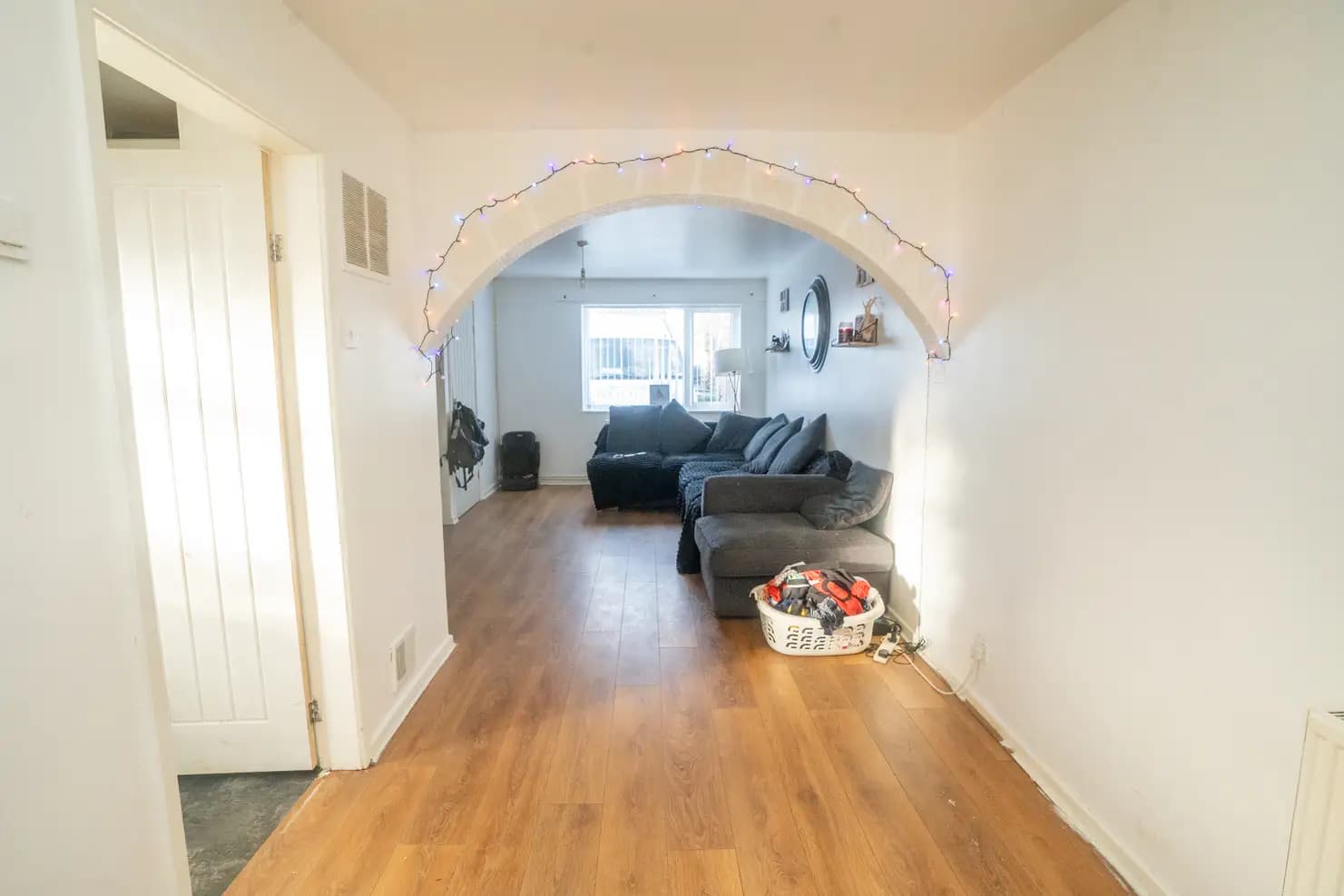 property photo 21 of 27