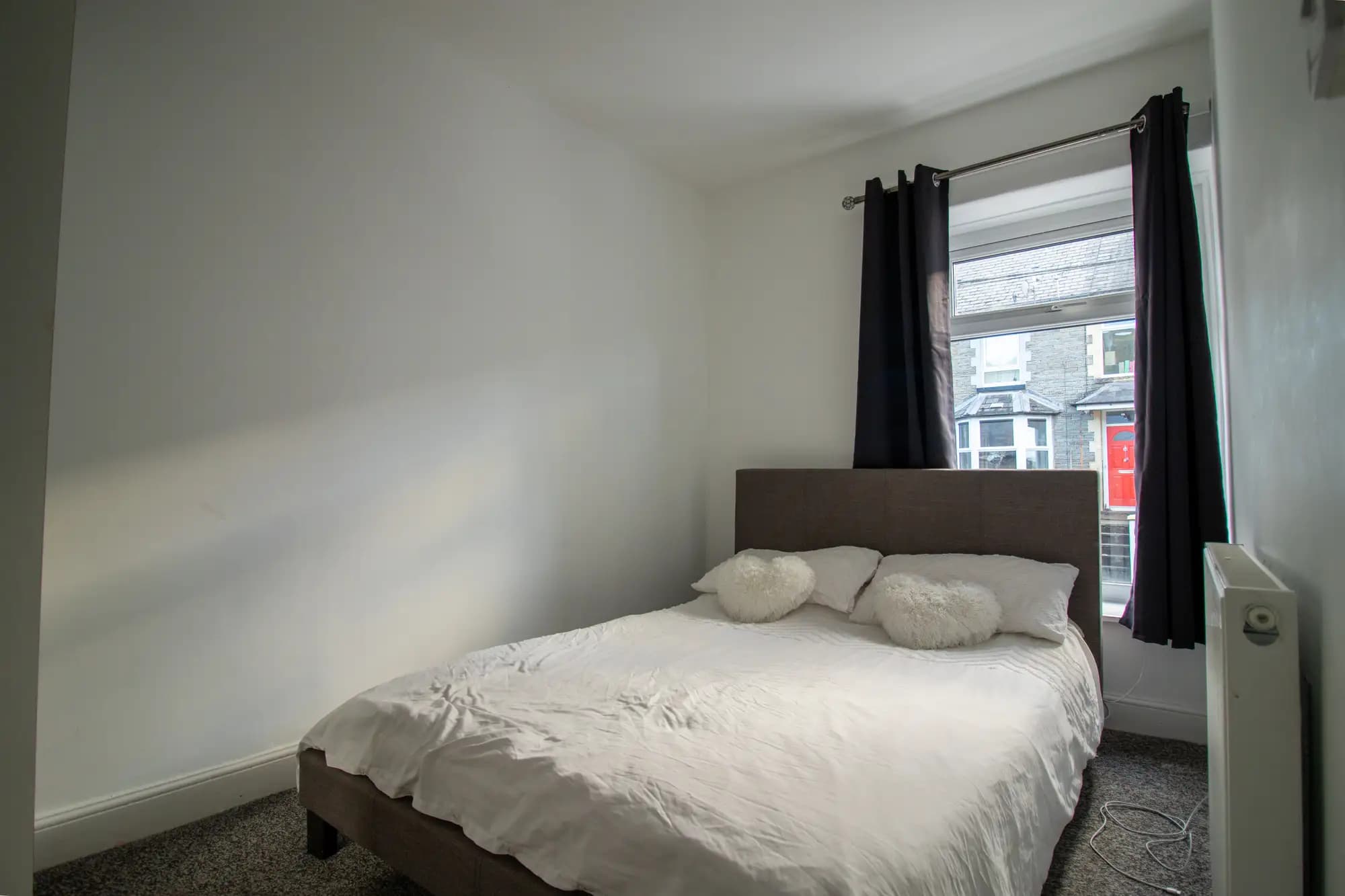 property photo 10 of 16