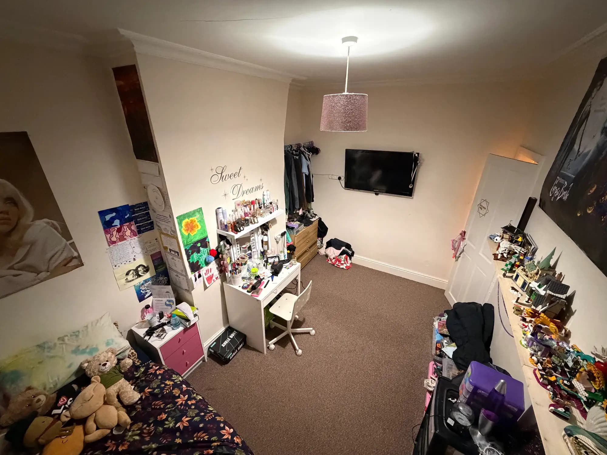 property photo 15 of 31