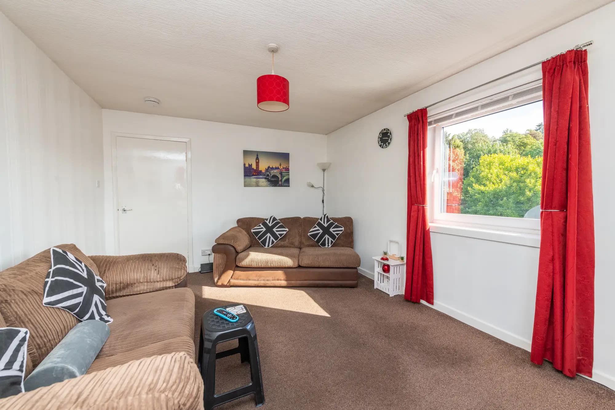 property photo 4 of 23