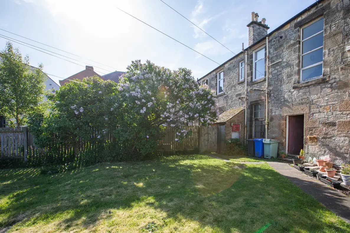 property photo 19 of 26