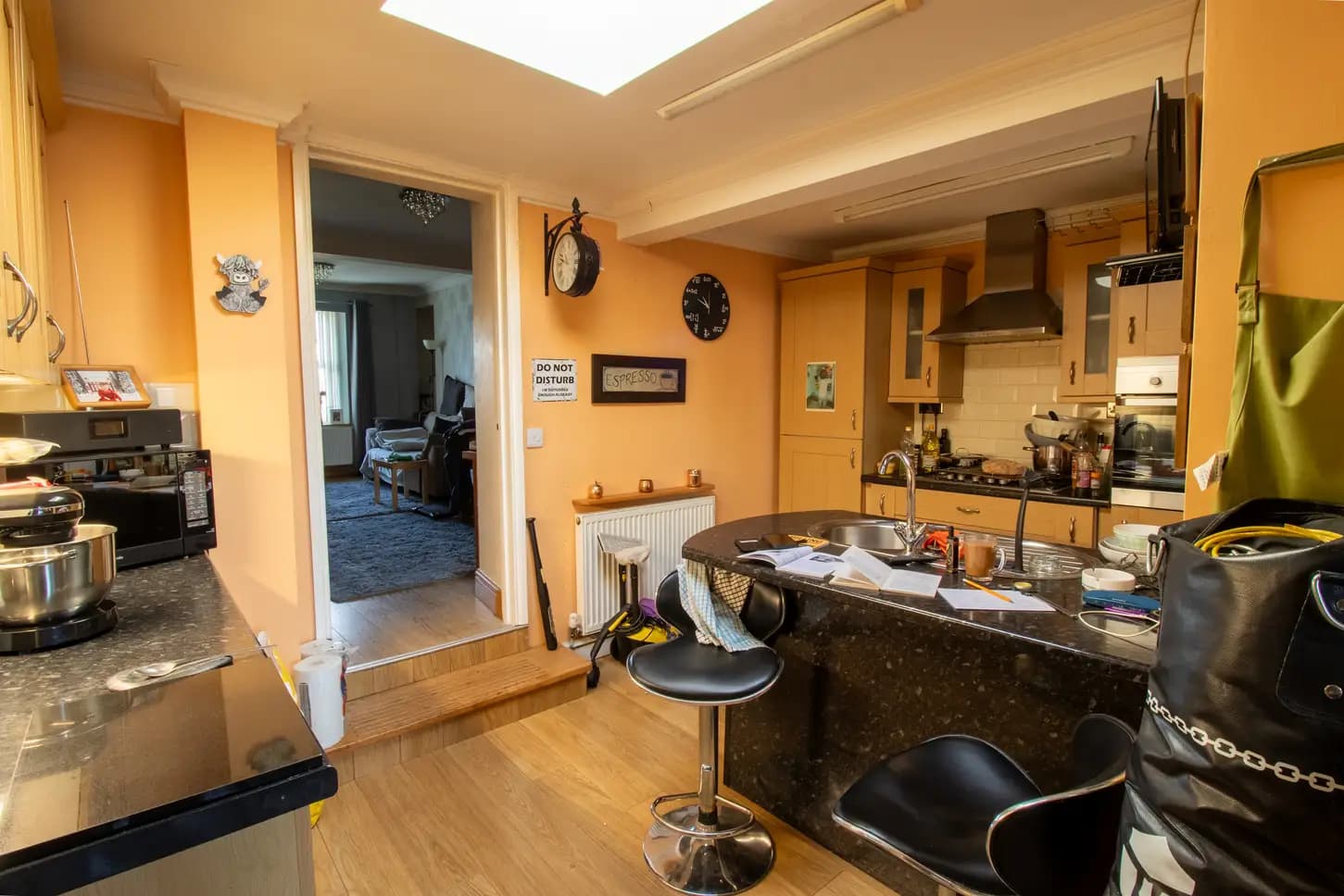 property photo 6 of 17