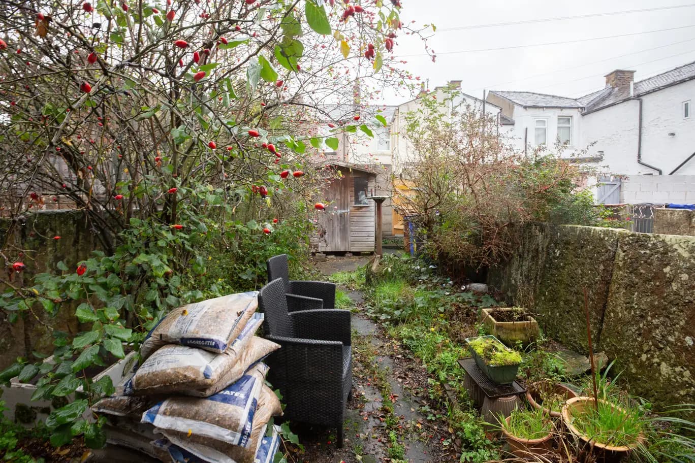 property photo 14 of 15