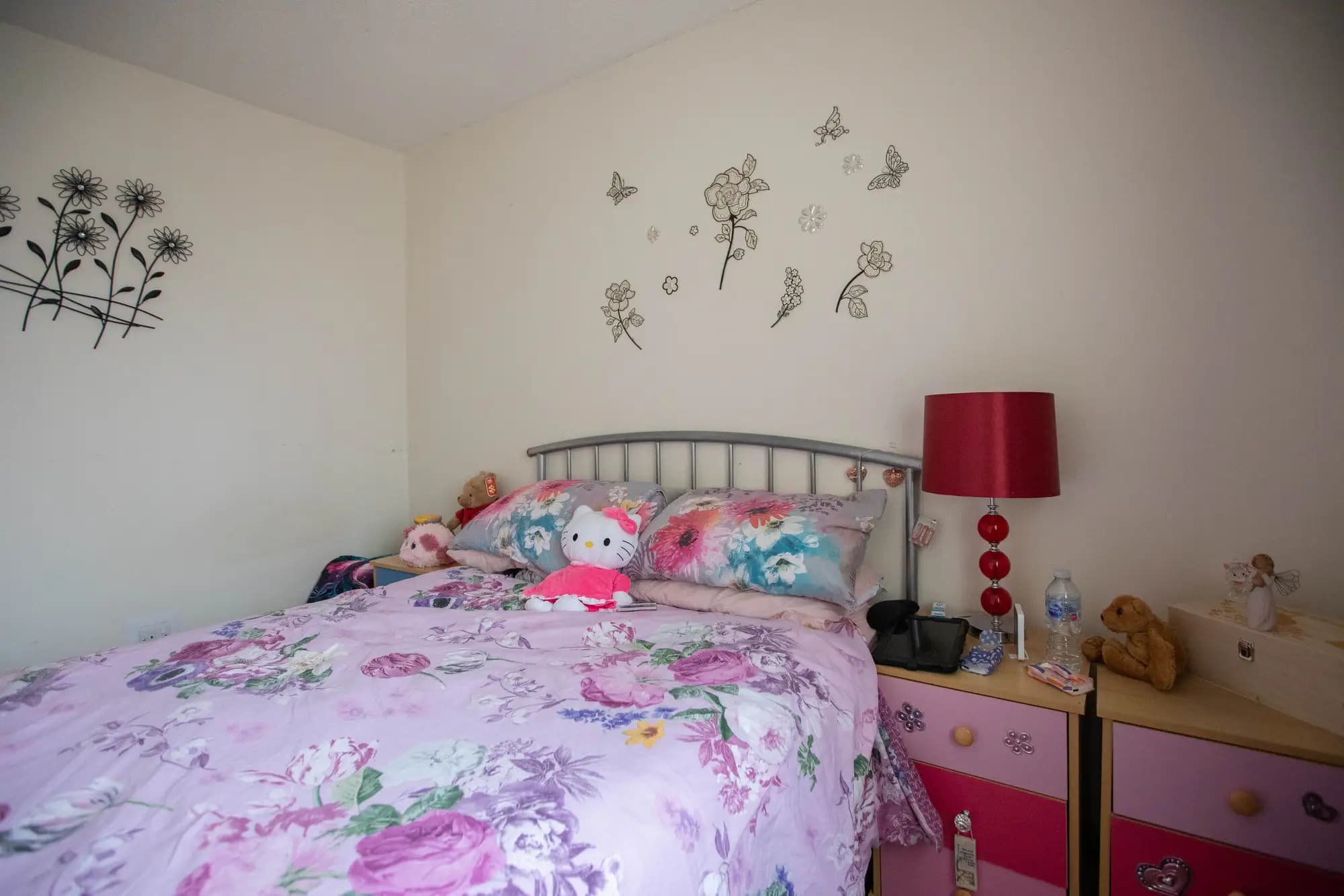 property photo 25 of 33