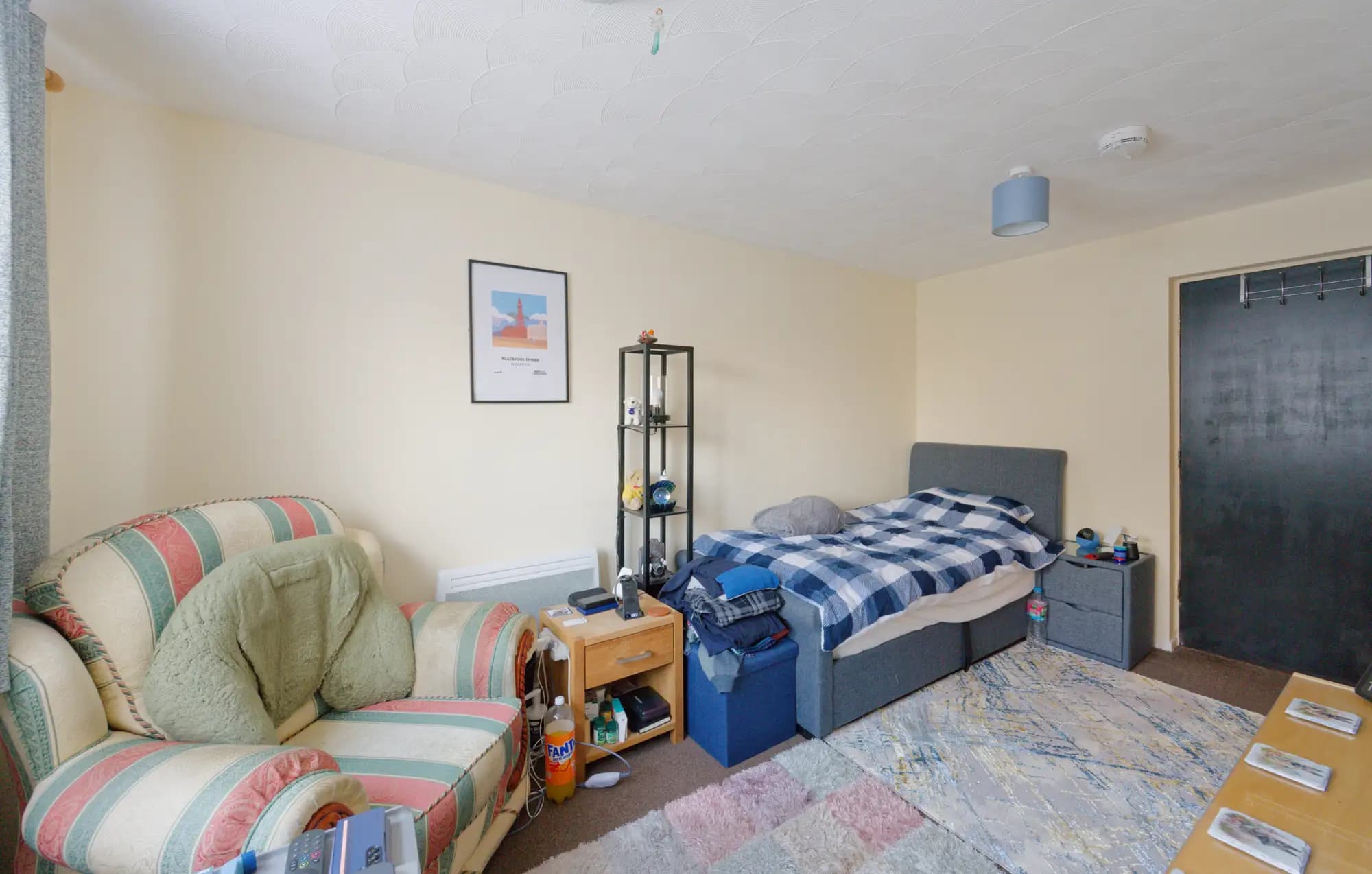 property photo 3 of 20
