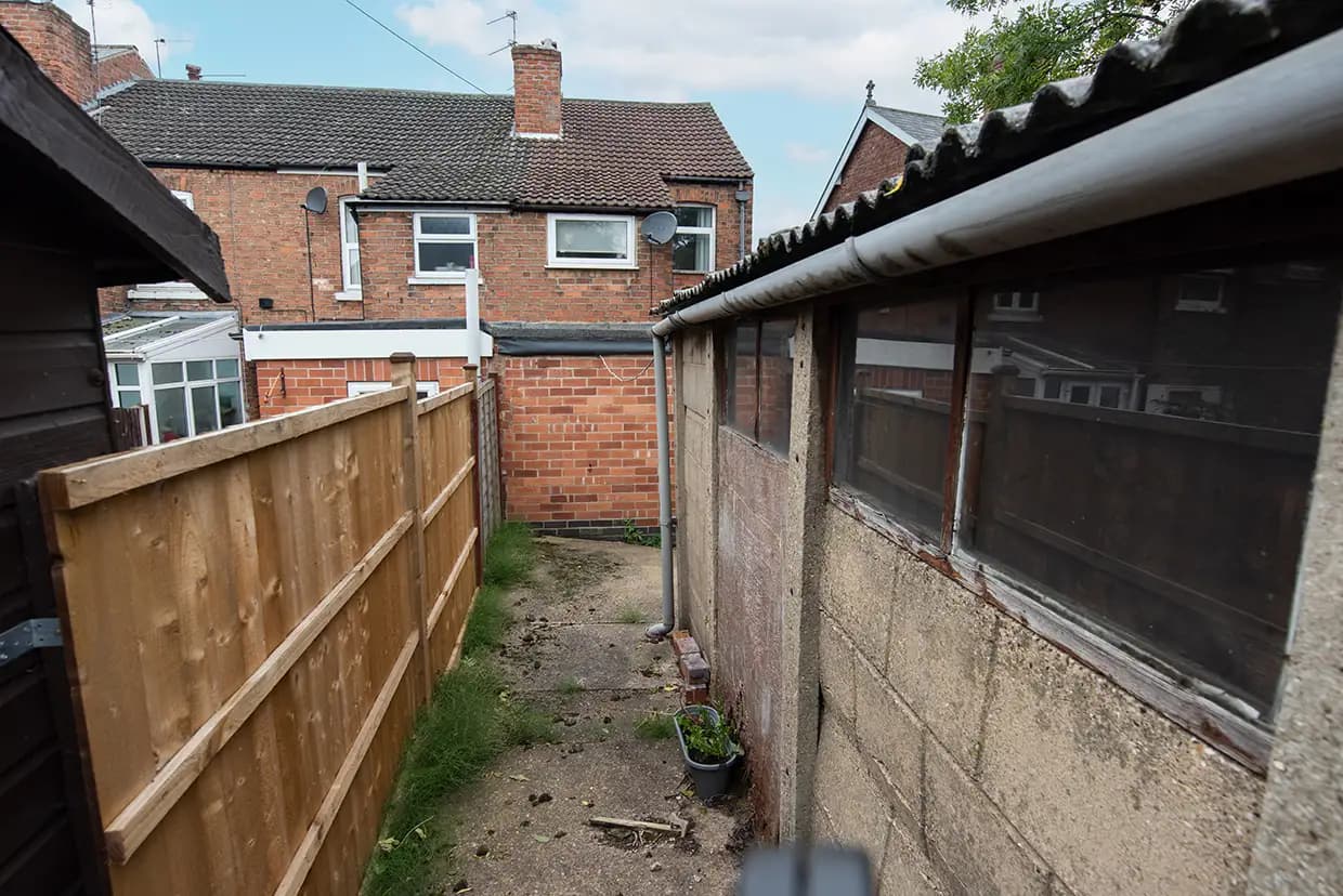 property photo 21 of 25