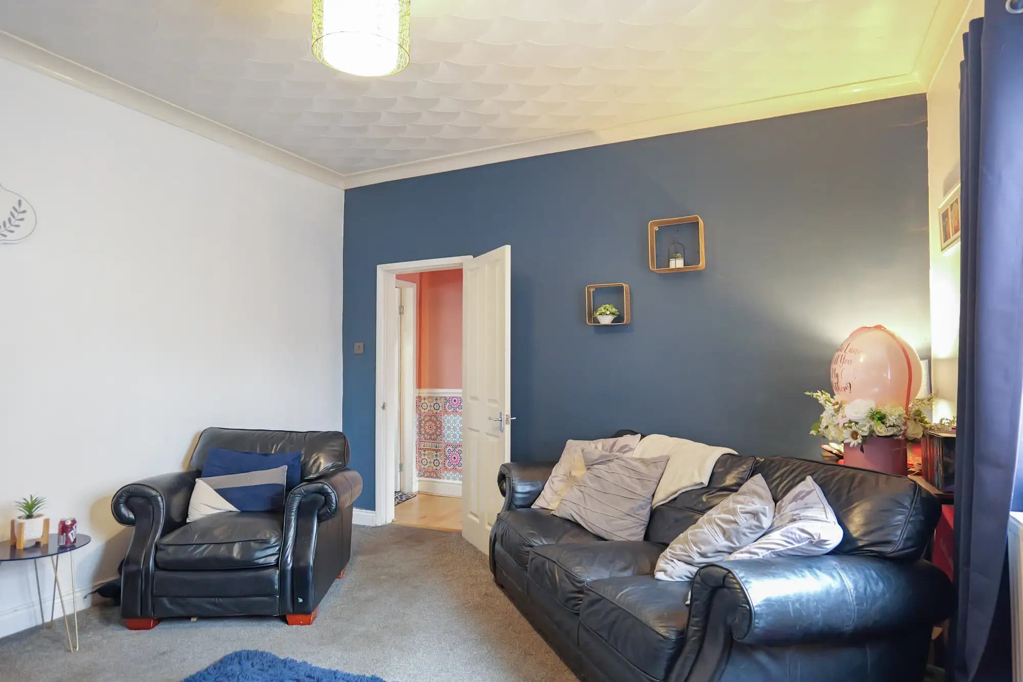 property photo 4 of 27