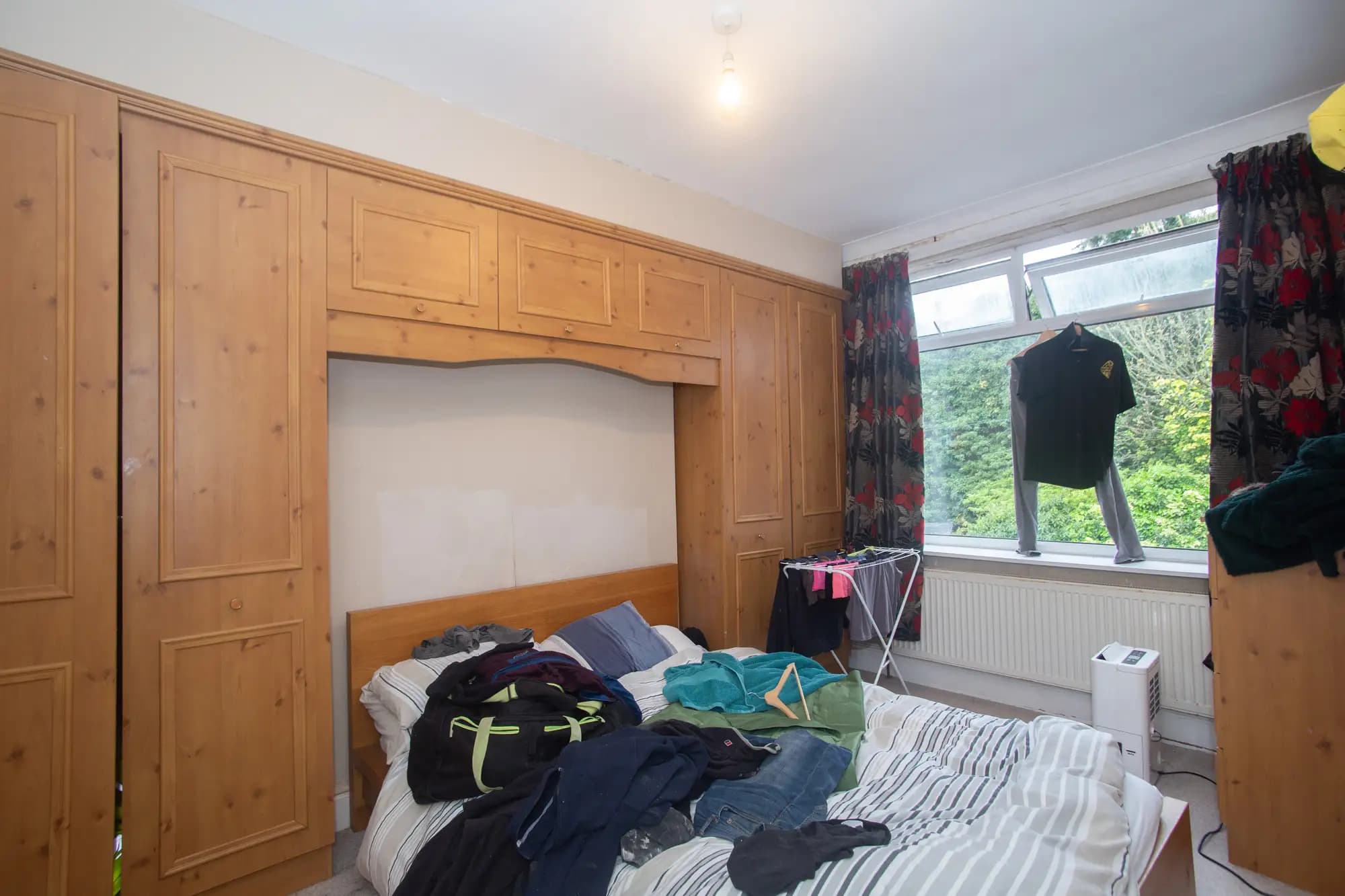 property photo 8 of 12