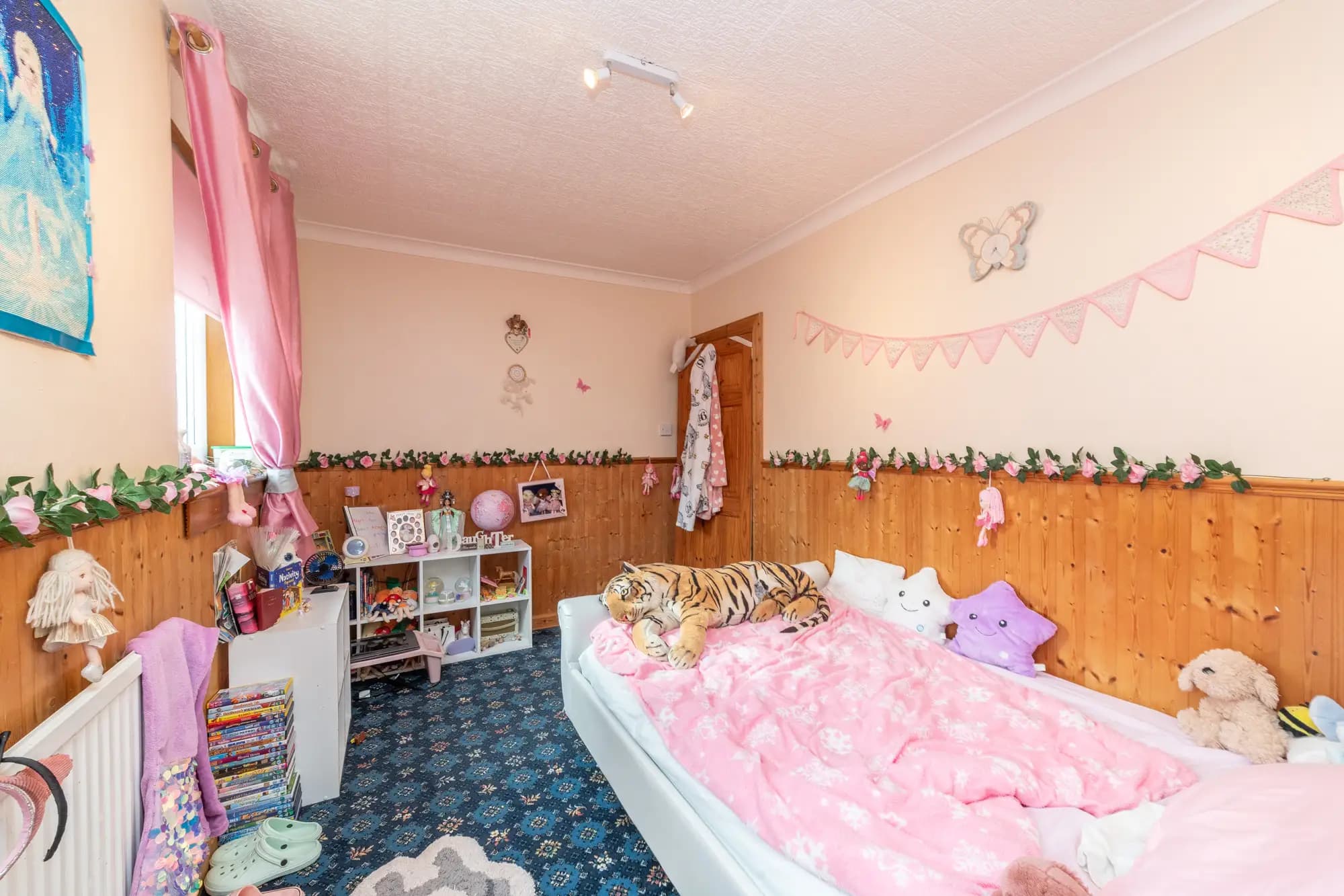 property photo 16 of 38