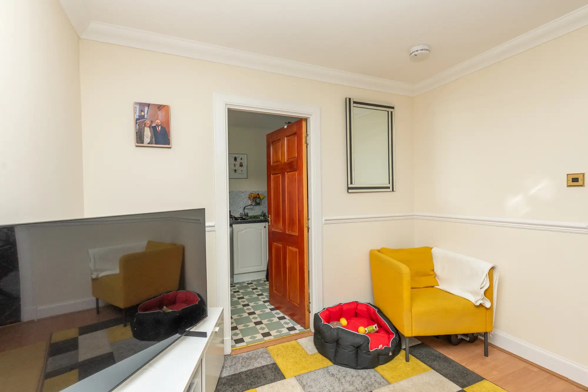 property photo 2 of 30