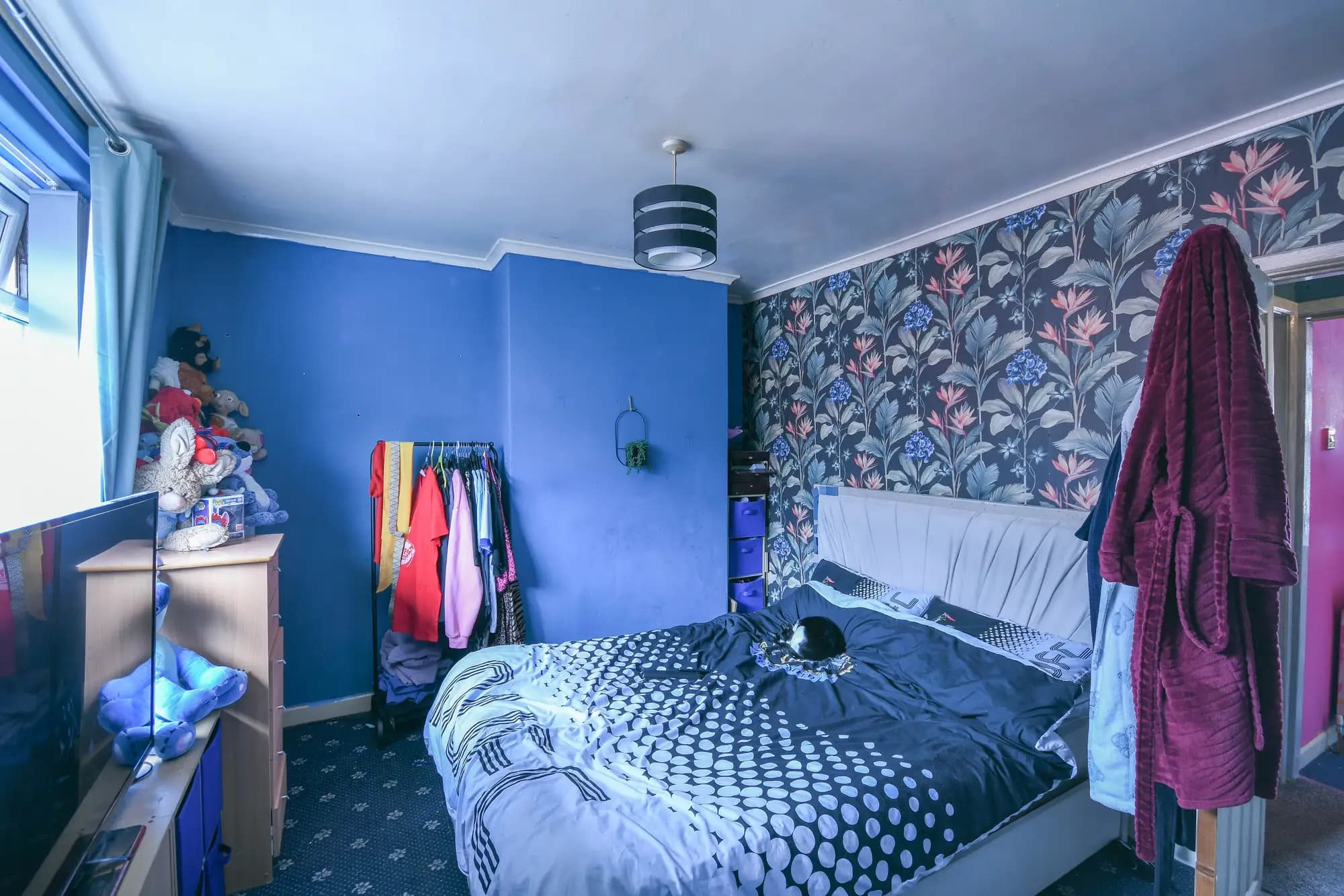 property photo 13 of 25