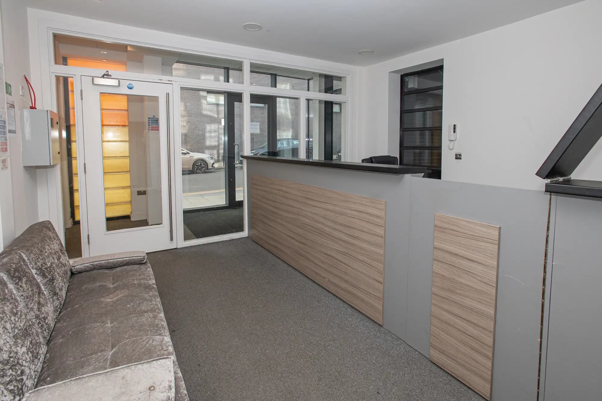 property photo 11 of 15