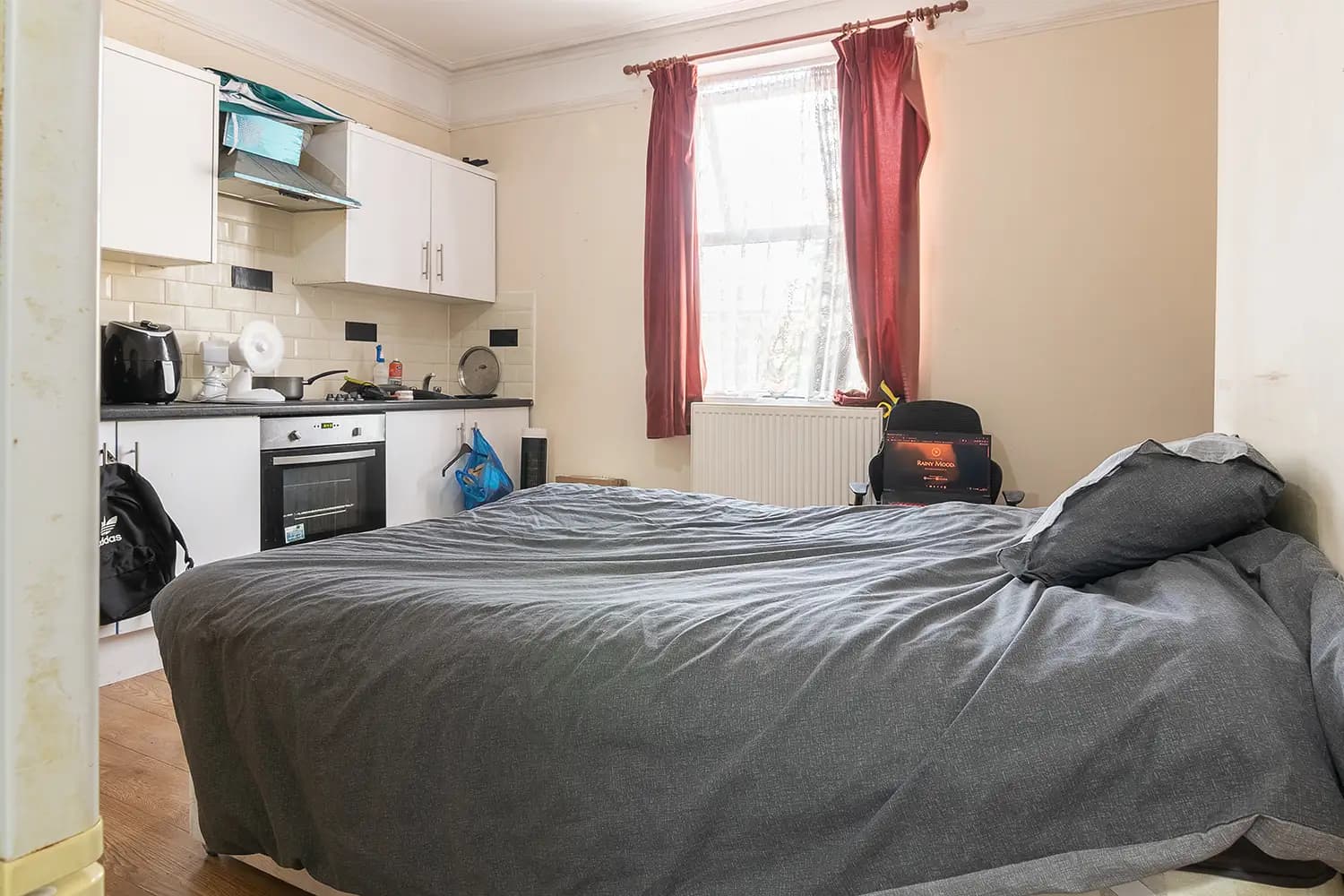 property photo 36 of 118