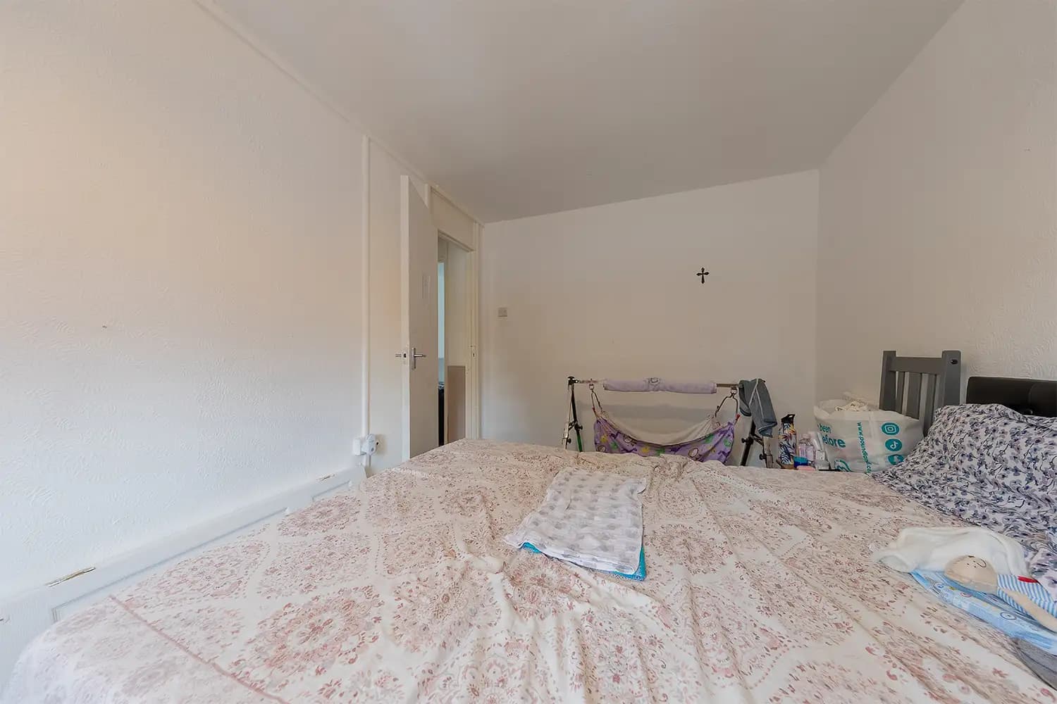 property photo 13 of 21