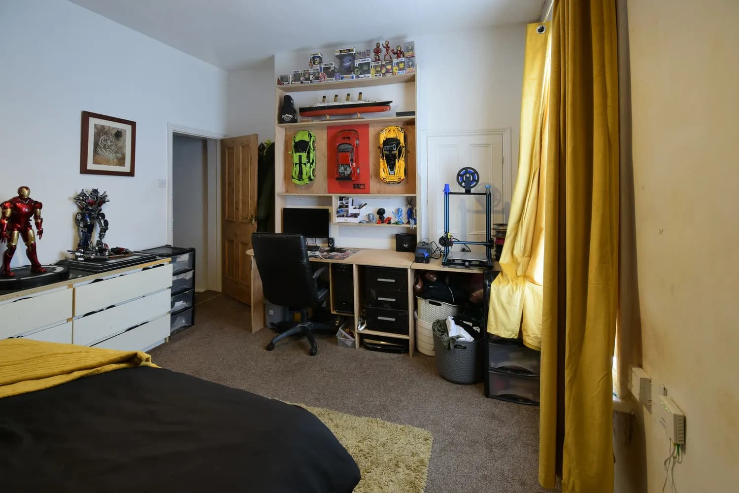 property photo 10 of 18