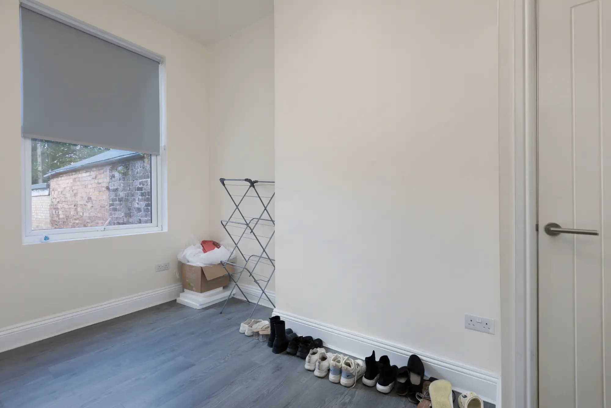 property photo 10 of 15