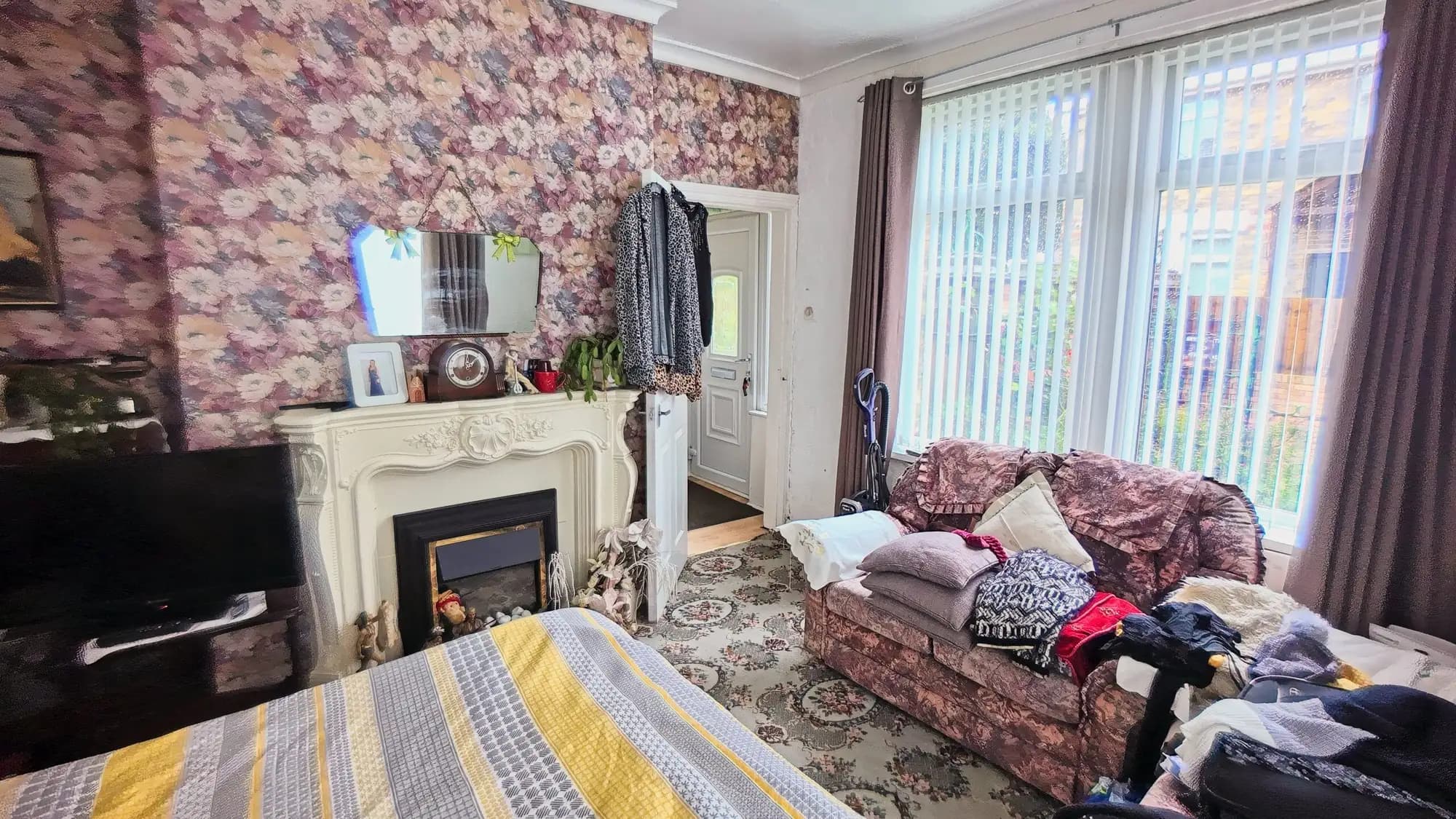 property photo 7 of 19