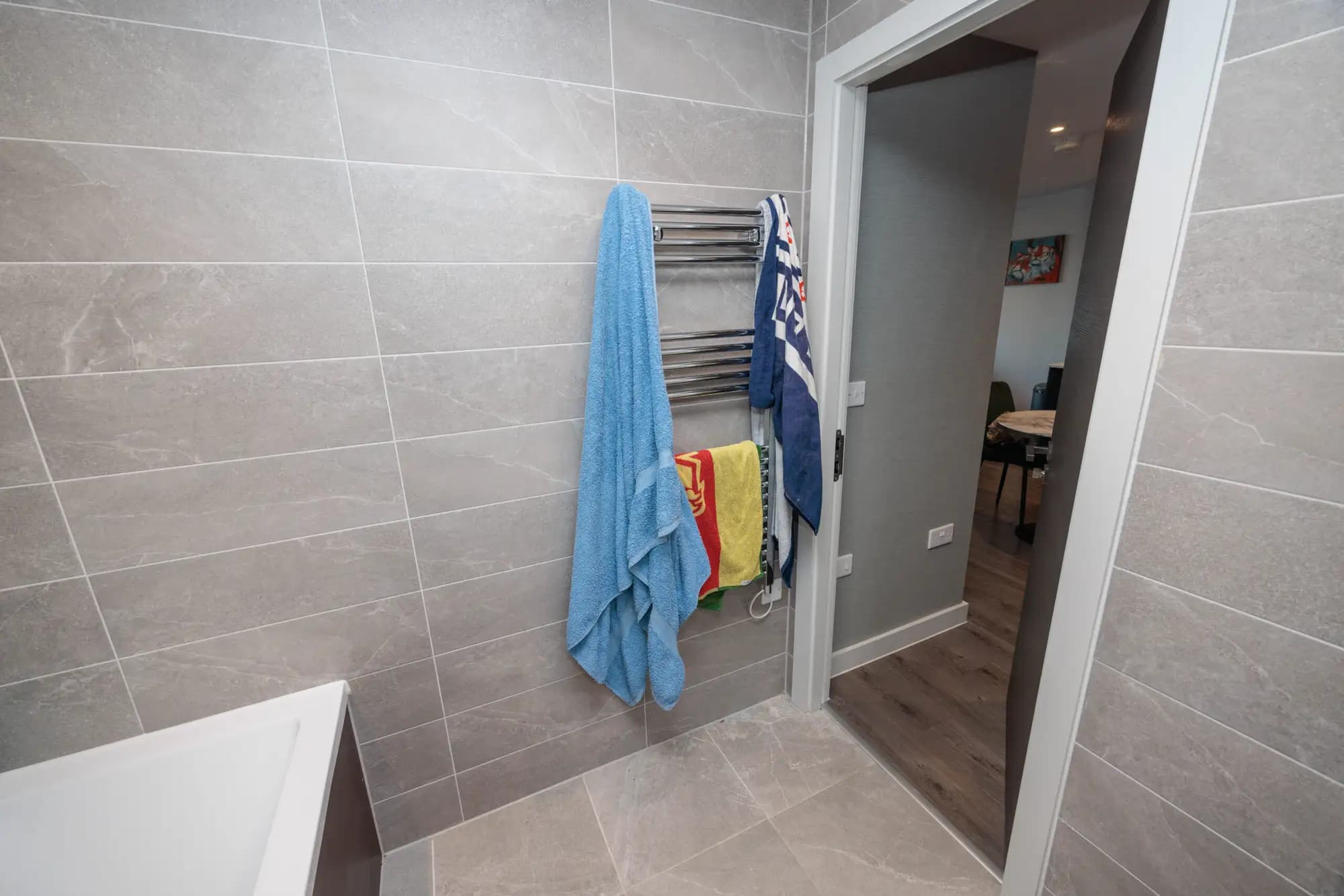property photo 12 of 17