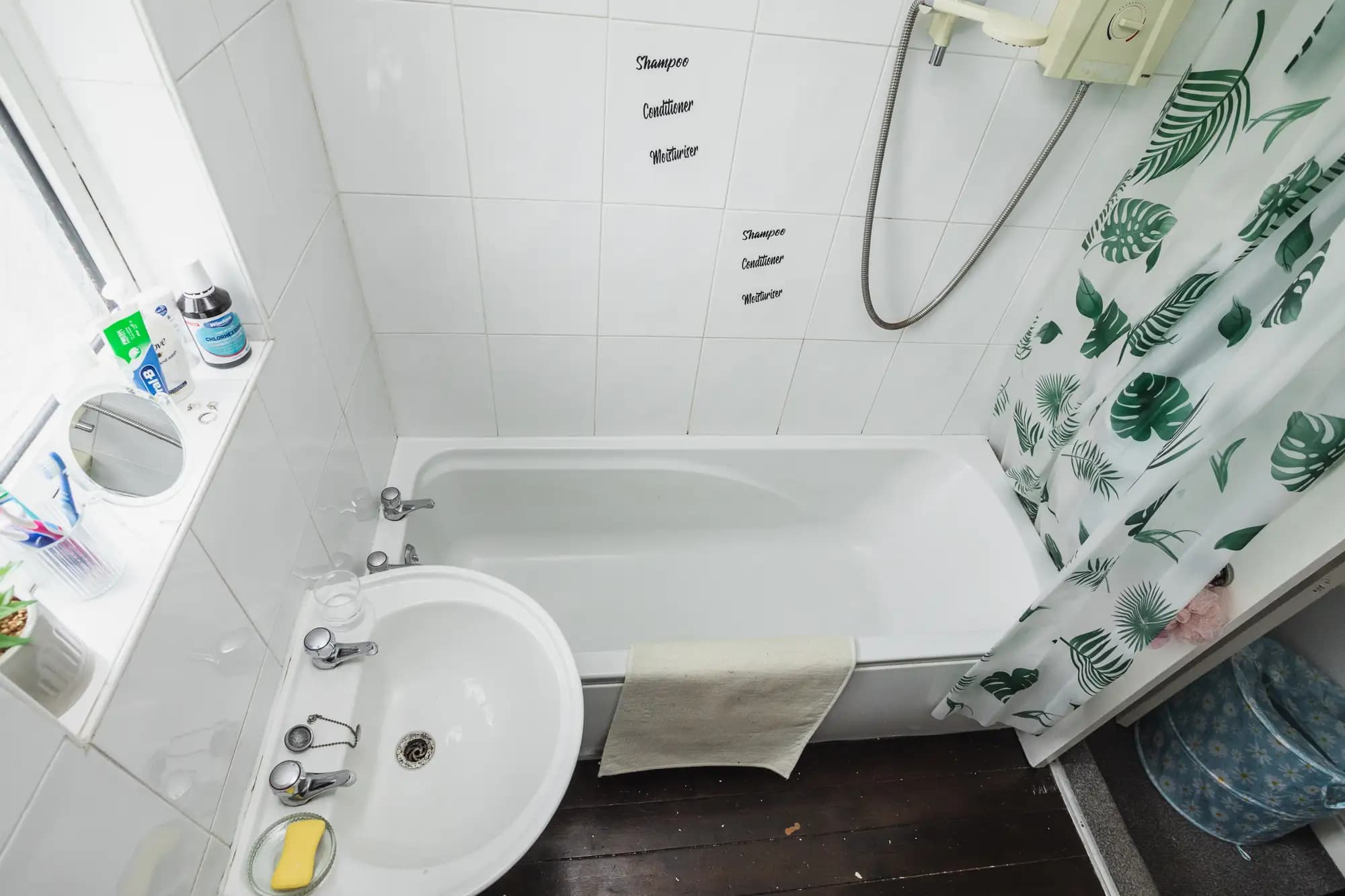 property photo 8 of 16