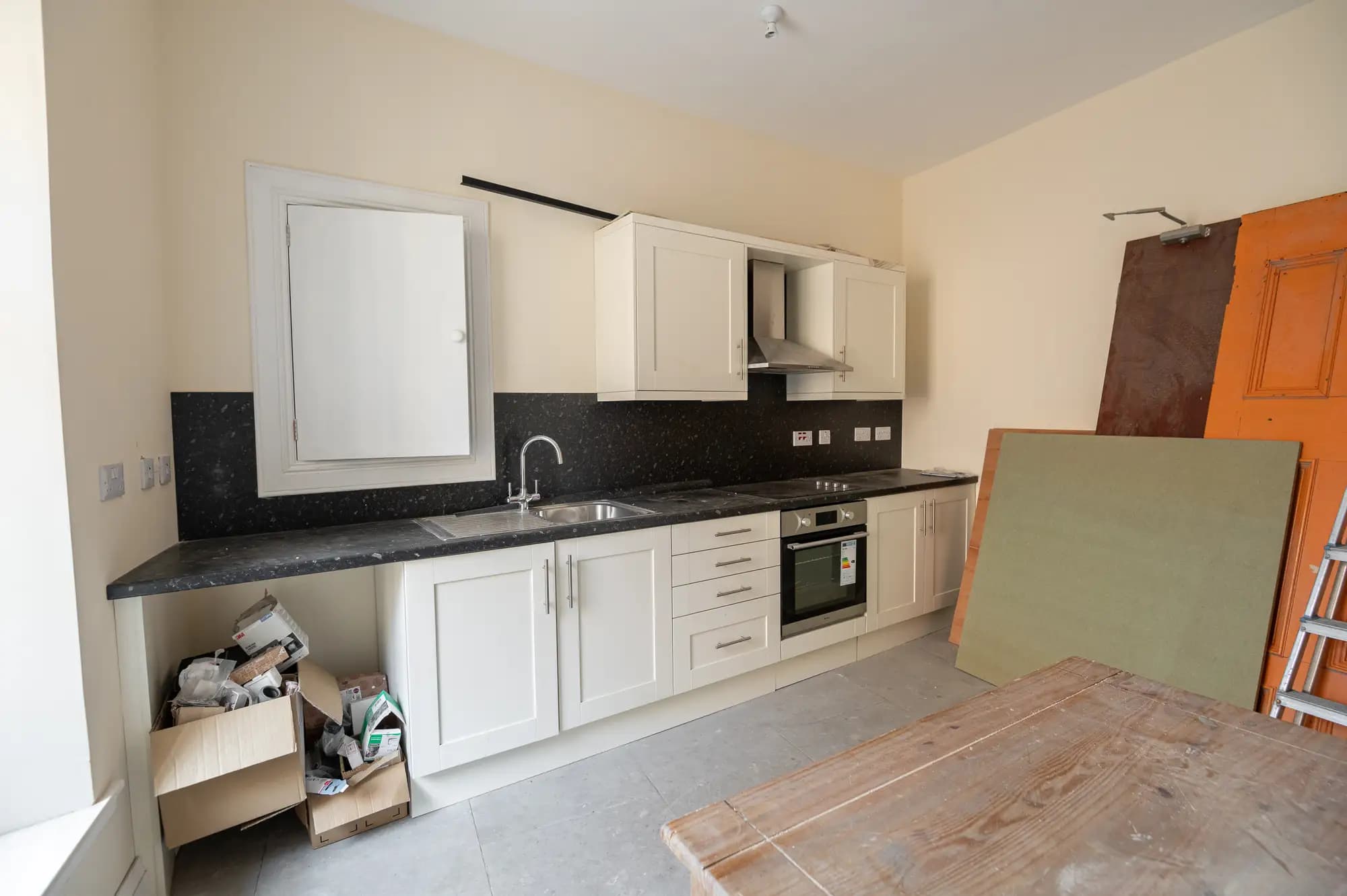 property photo 6 of 22