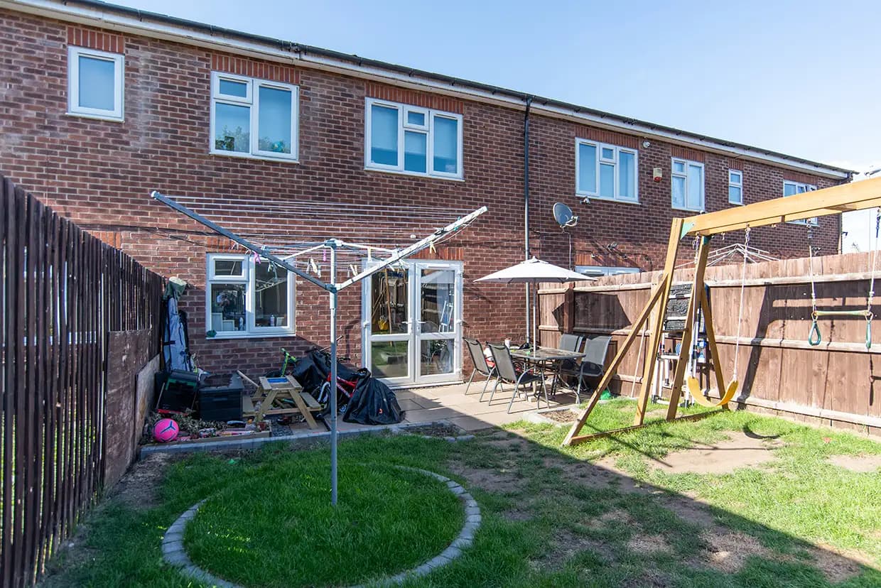 property photo 21 of 23
