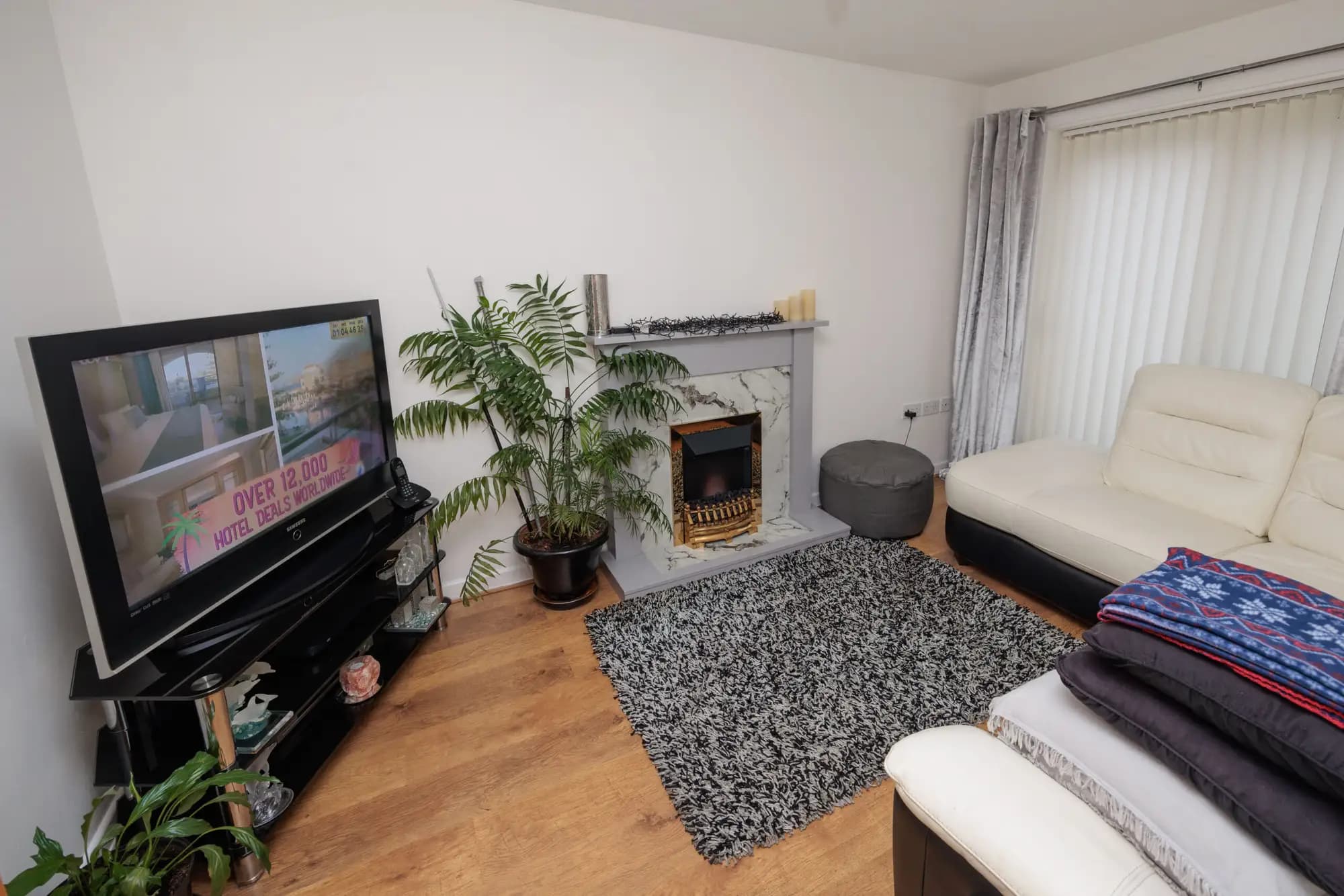 property photo 4 of 16