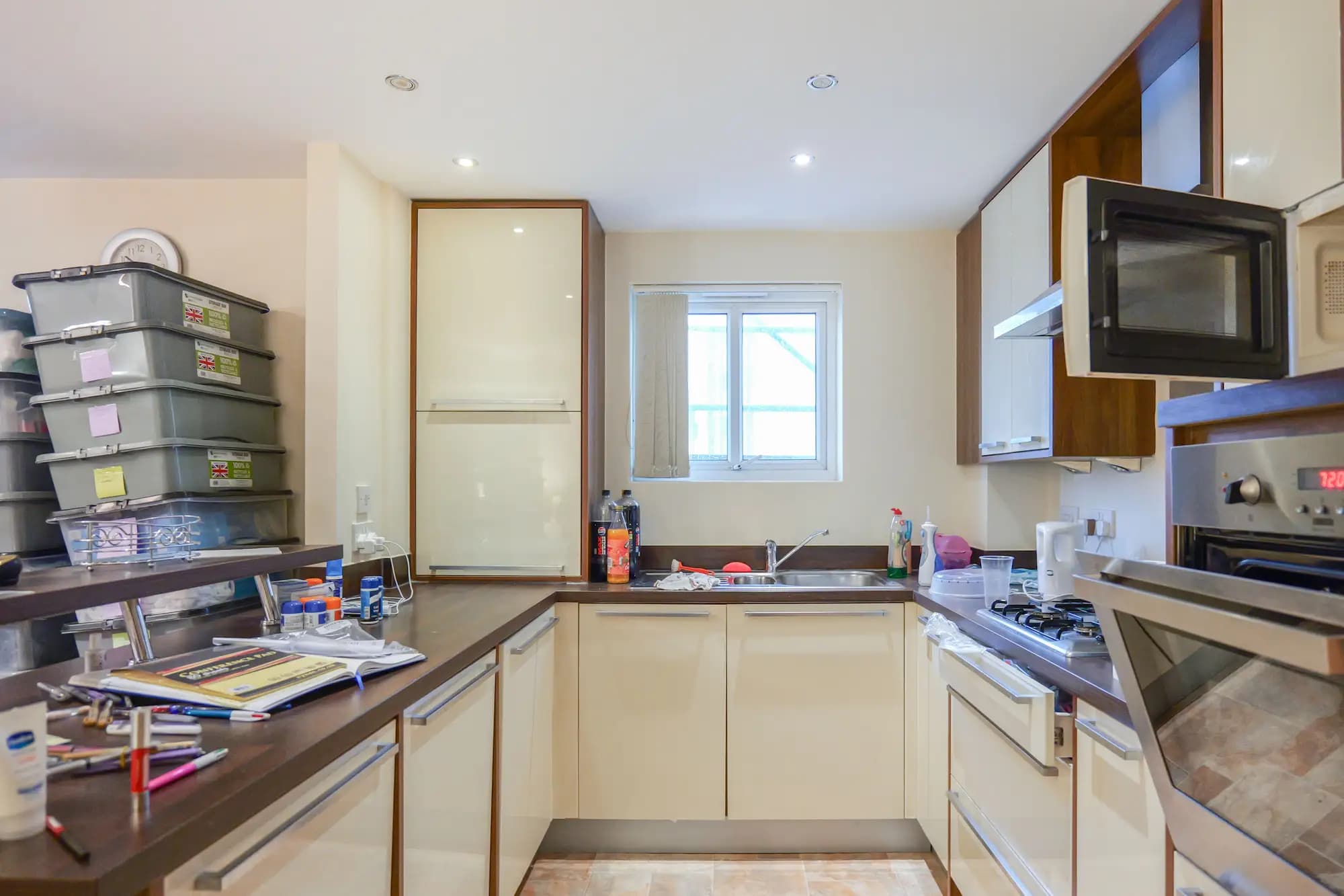 property photo 4 of 14