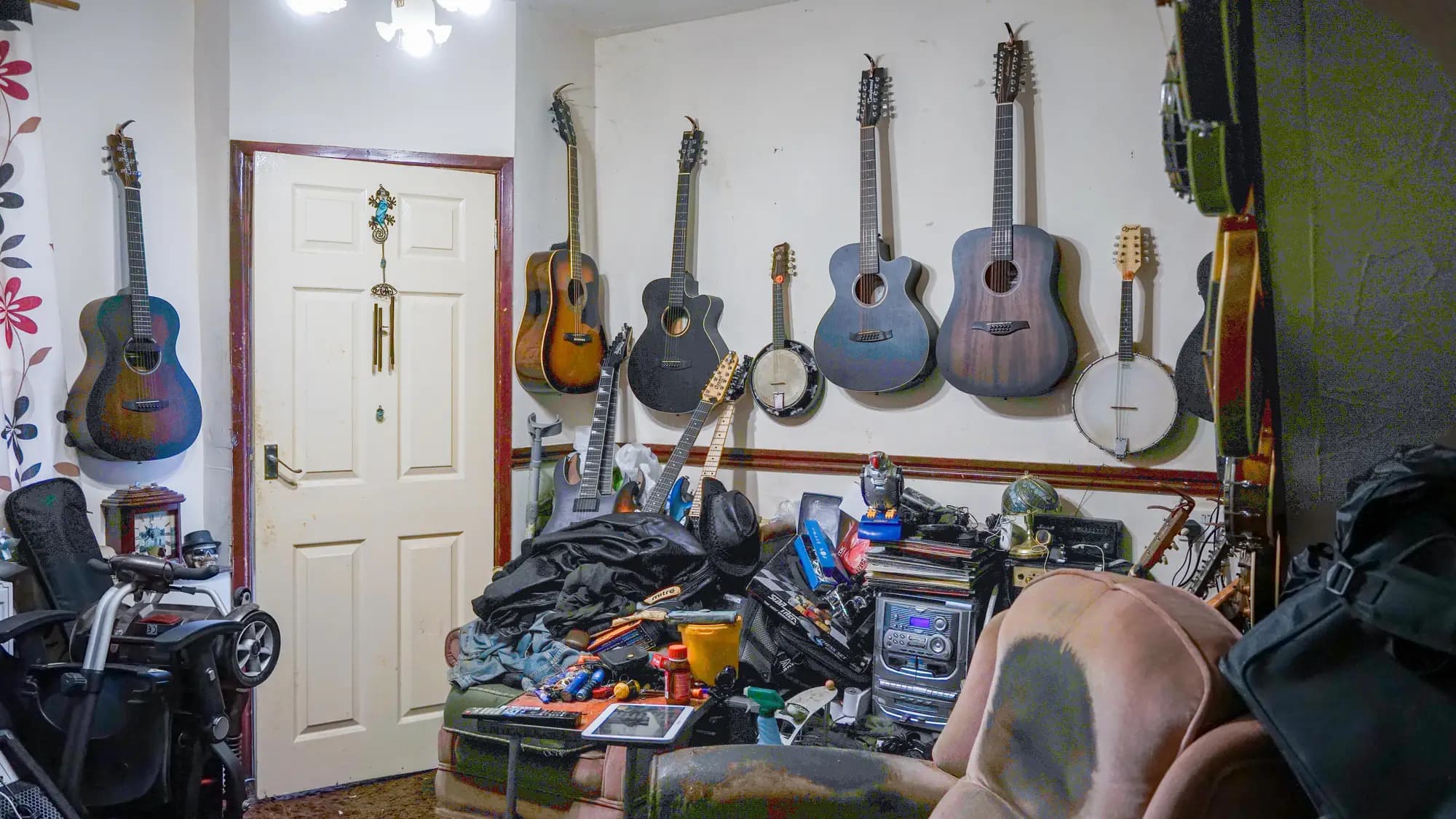 property photo 8 of 10