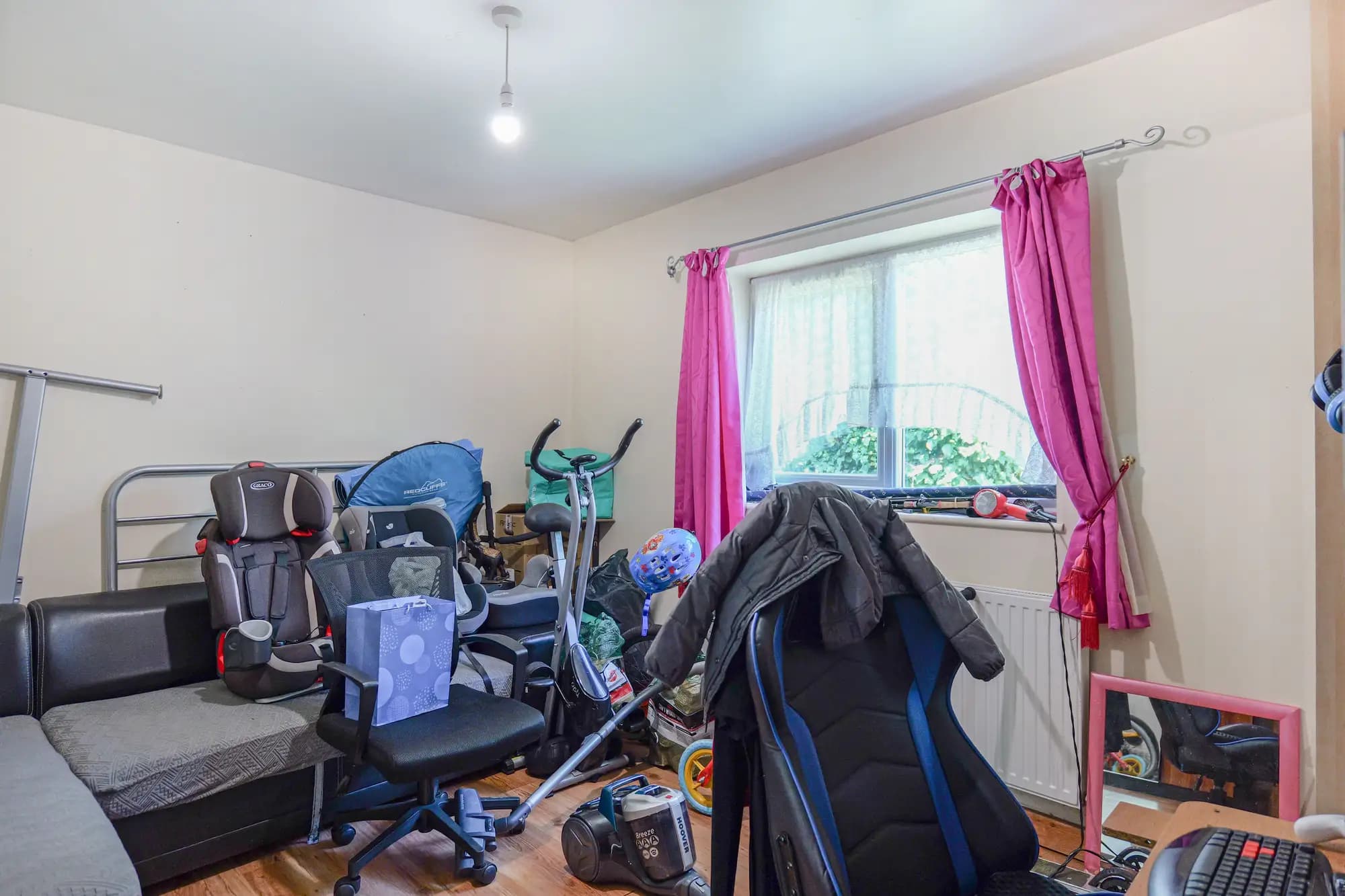 property photo 5 of 28