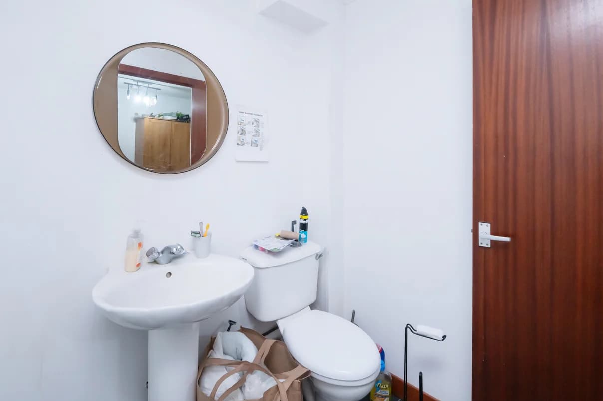 property photo 14 of 39