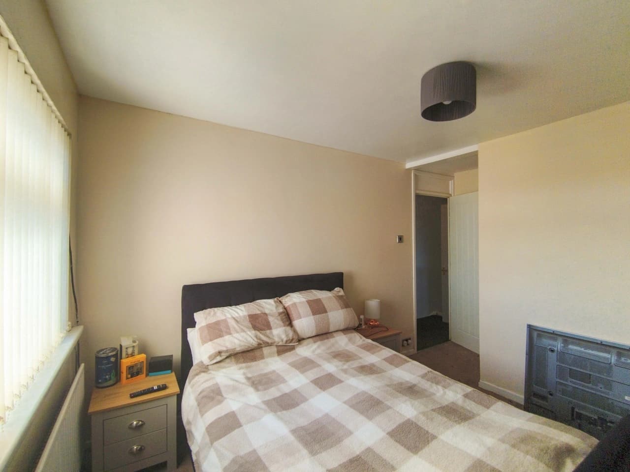 property photo 11 of 25