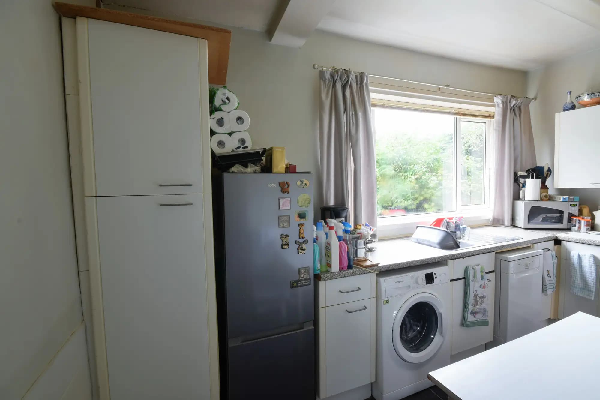 property photo 6 of 16