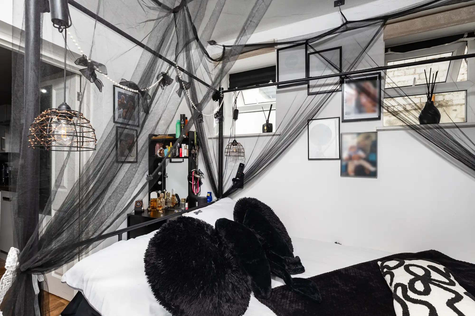 property photo 12 of 16