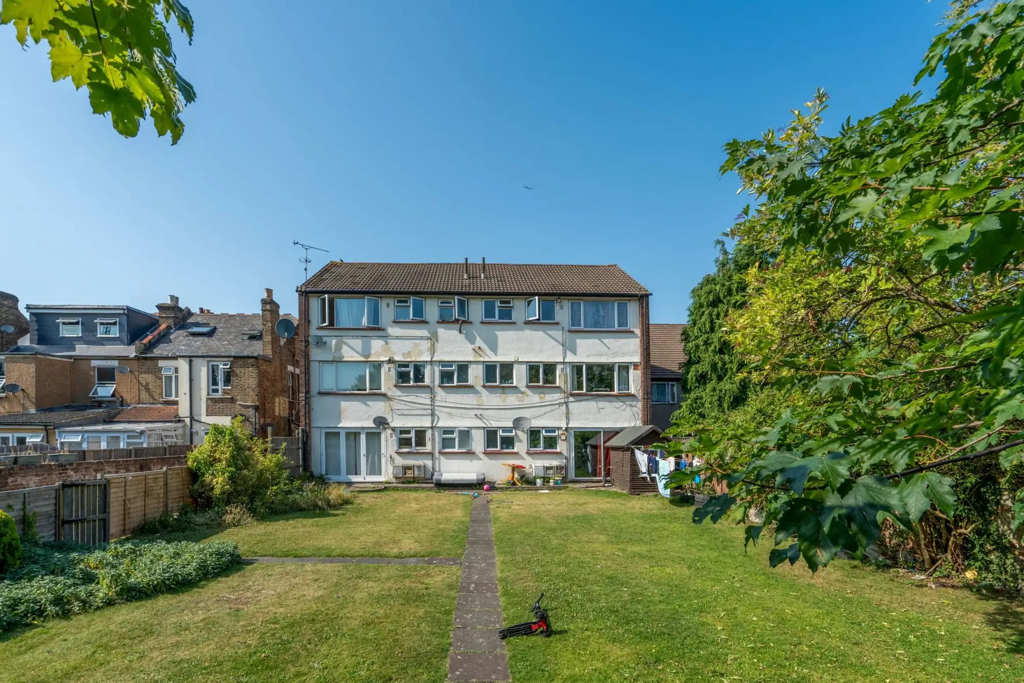 property photo 12 of 16