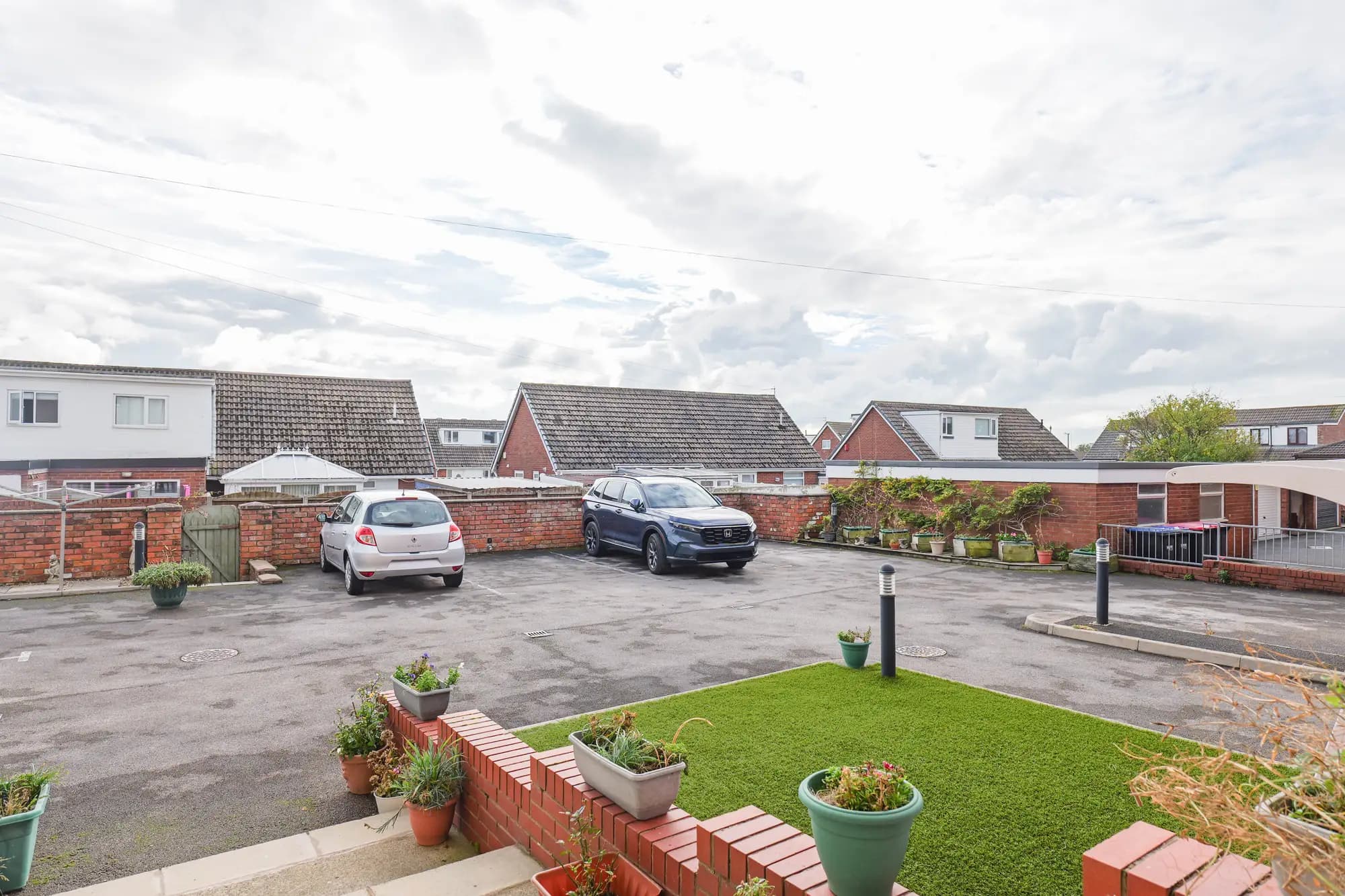 property photo 18 of 23