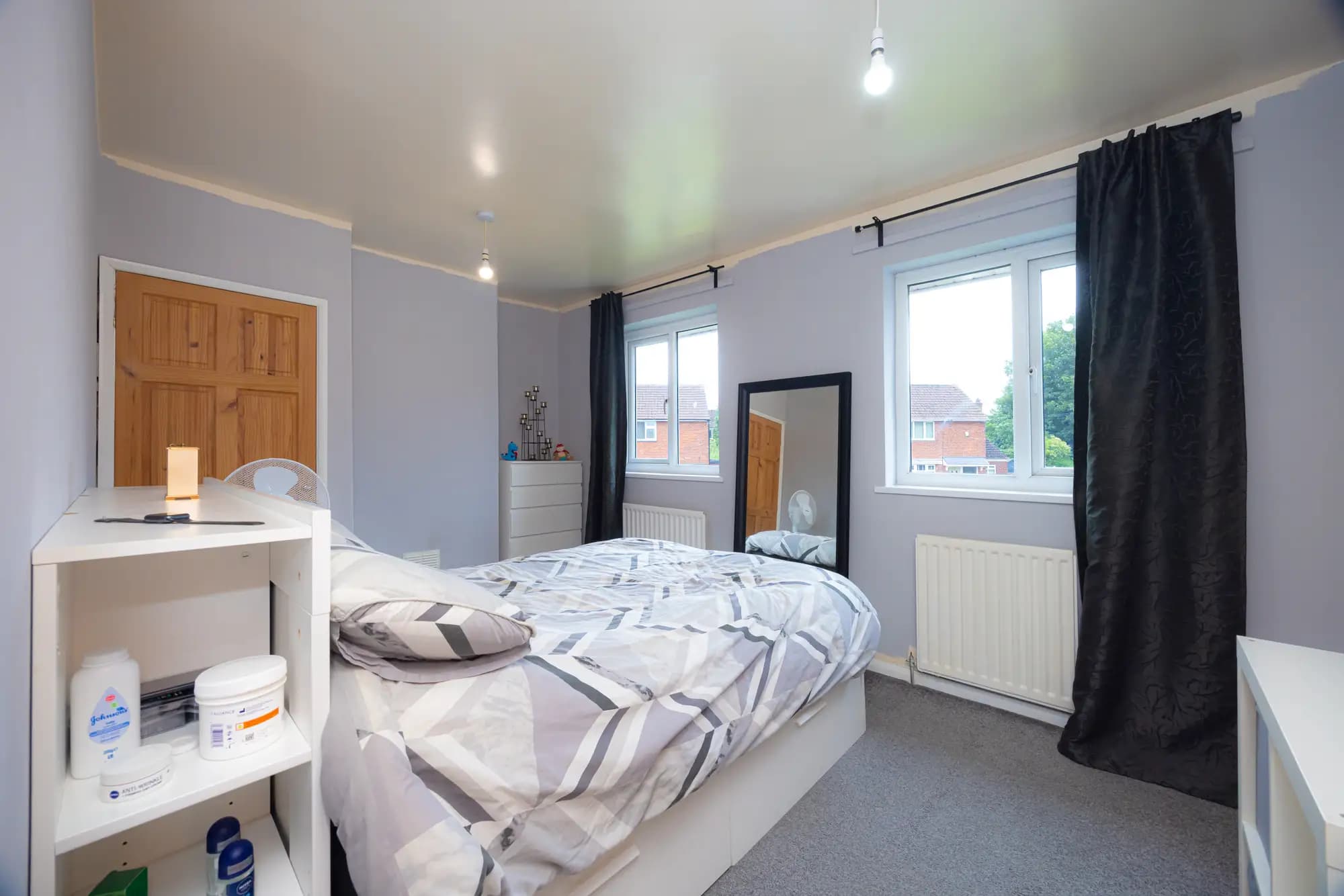 property photo 9 of 16