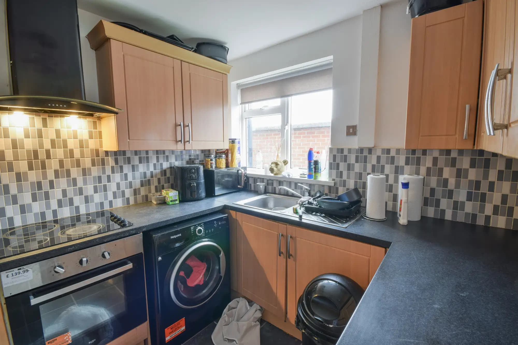 property photo 6 of 16