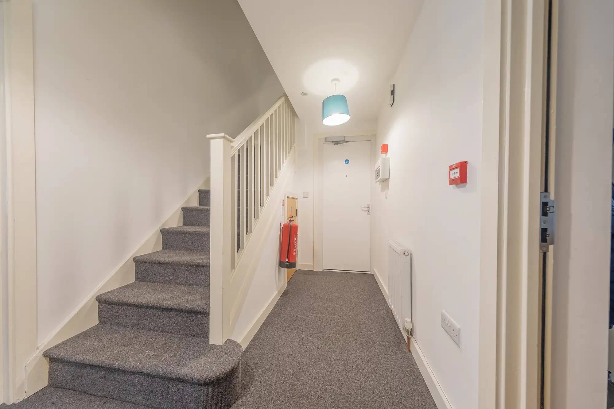property photo 6 of 44