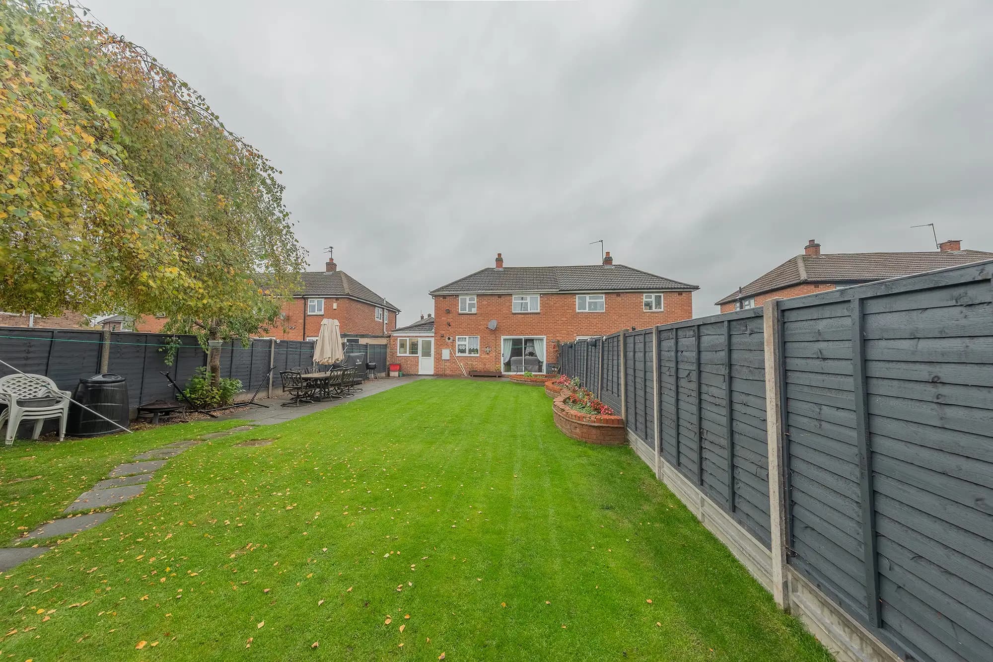 property photo 25 of 27