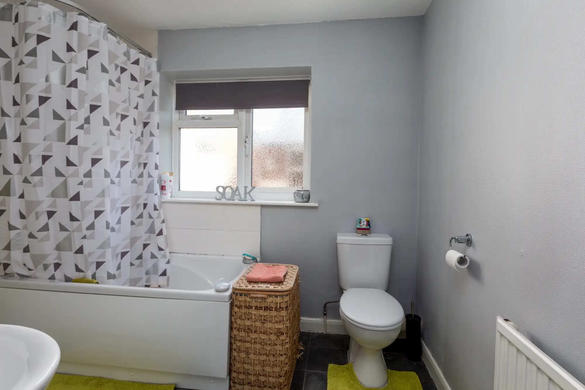 property photo 13 of 26