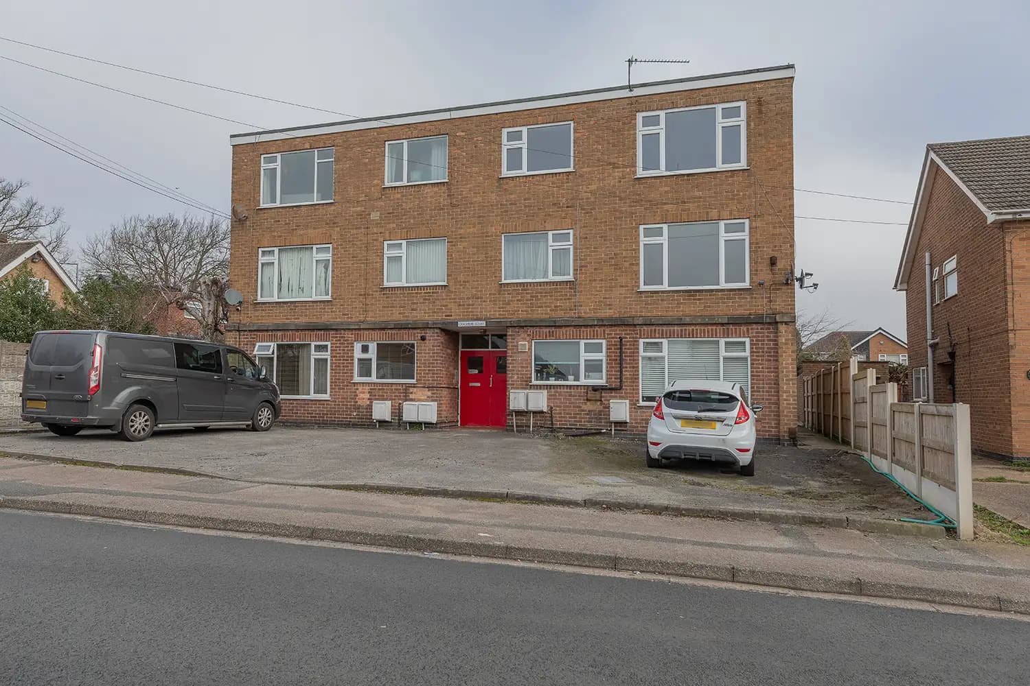 property photo 1 of 20