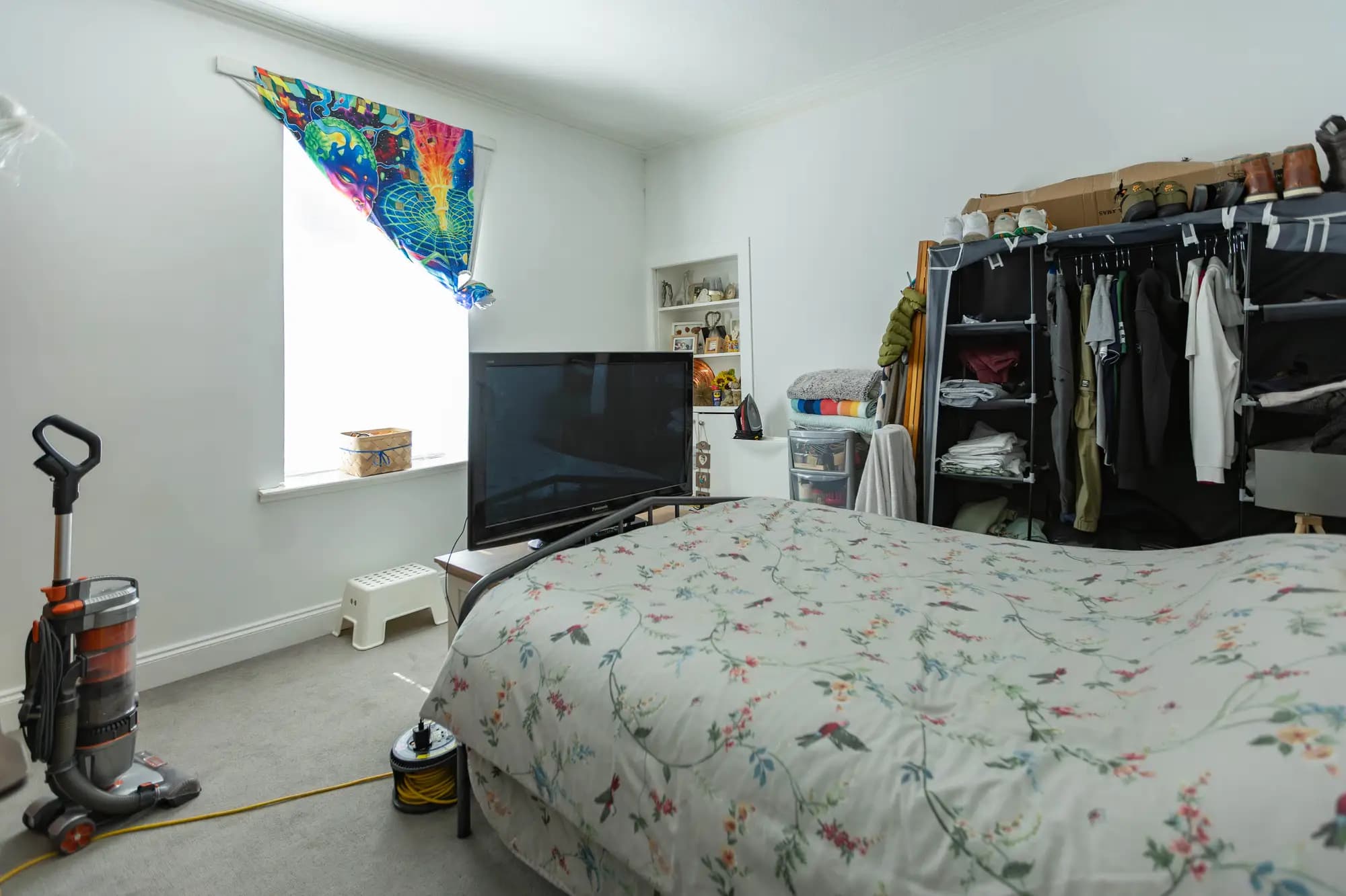 property photo 11 of 17
